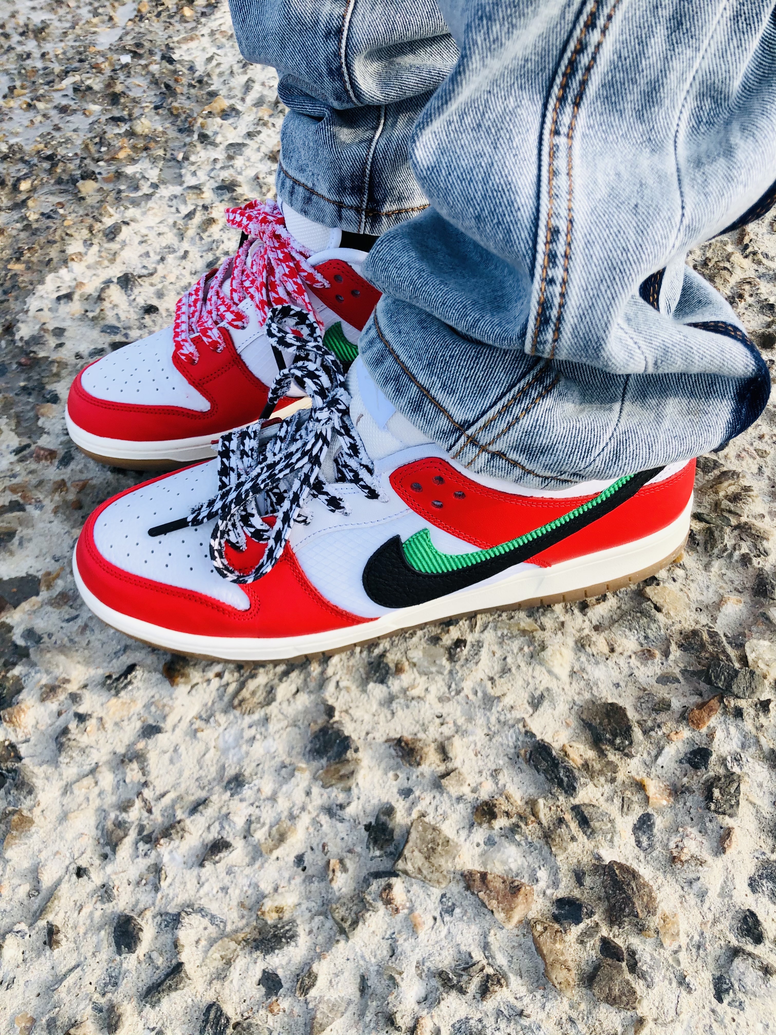 Nike x Frame Skate SB Dunk Low Pro Habibi 착용 스타일 - 5