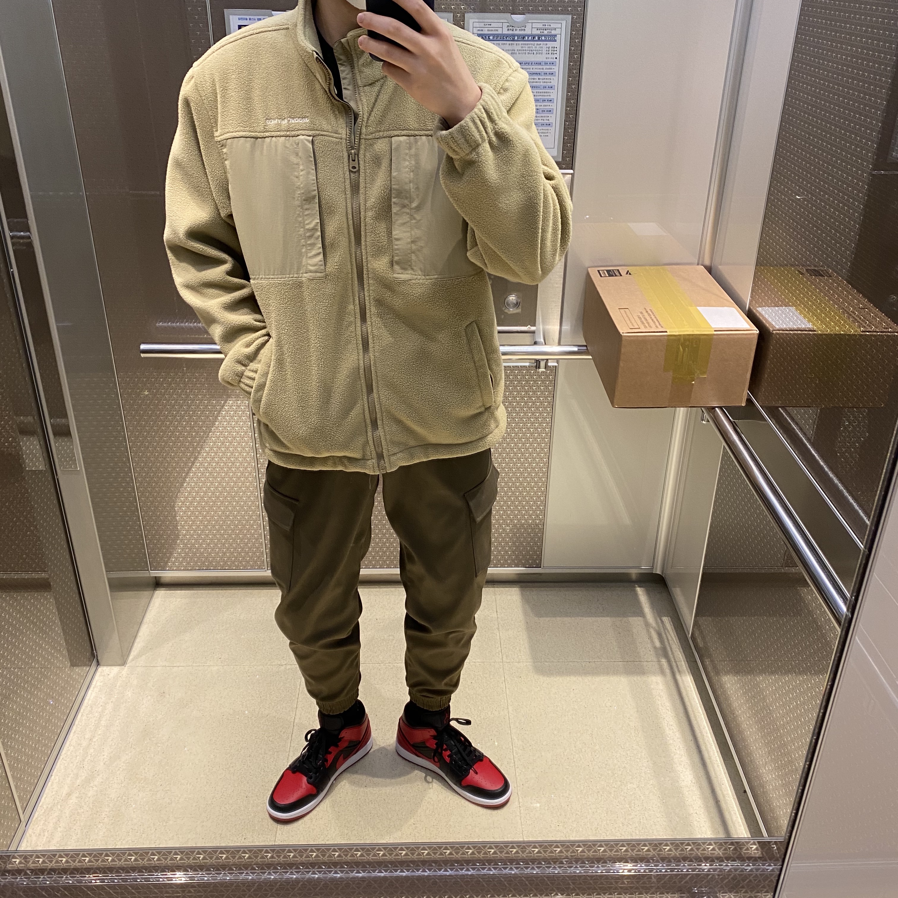 Jordan 1 Mid Bred Banned 2020 착용 스타일
