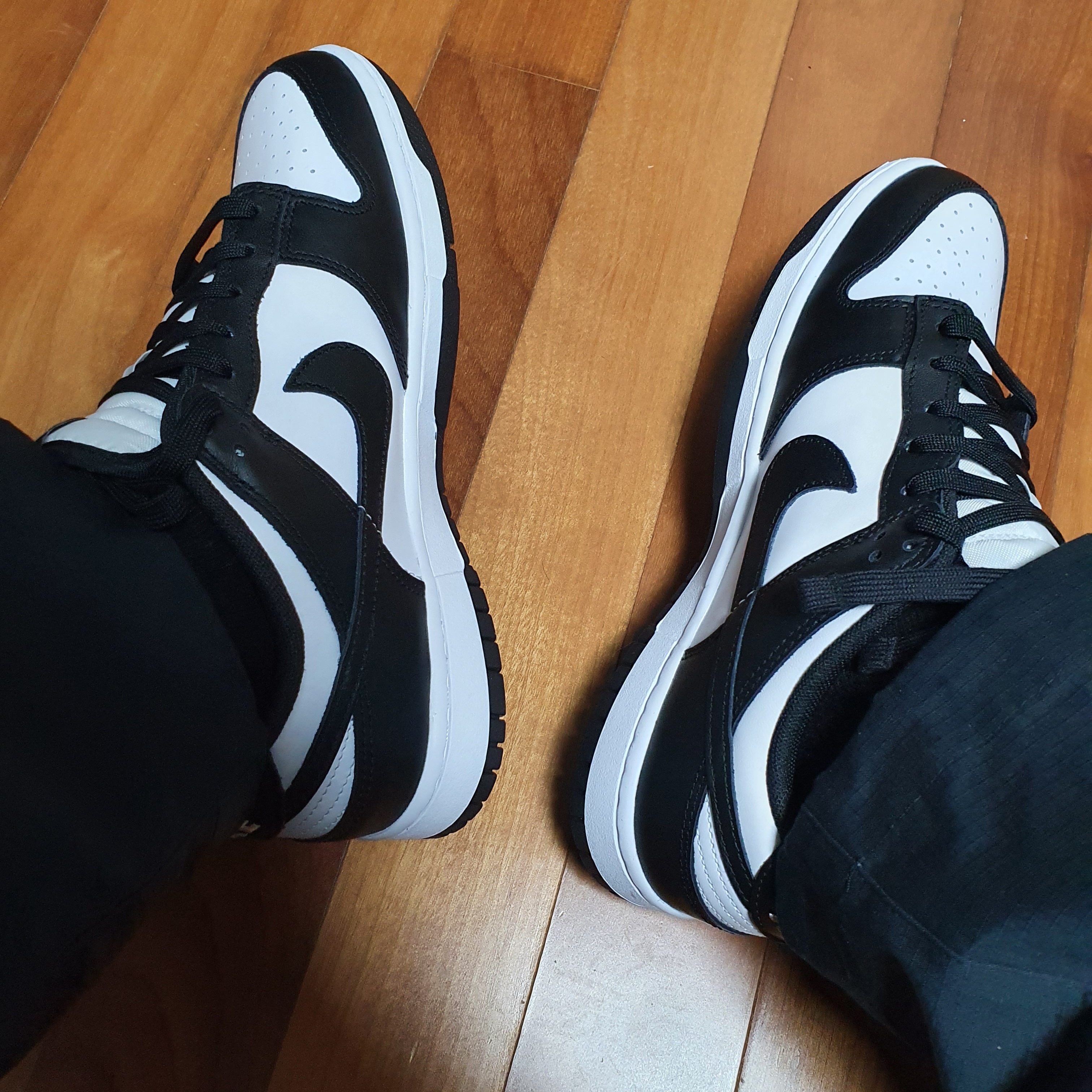 Nike Dunk Low Retro Black 착용 스타일 - 4