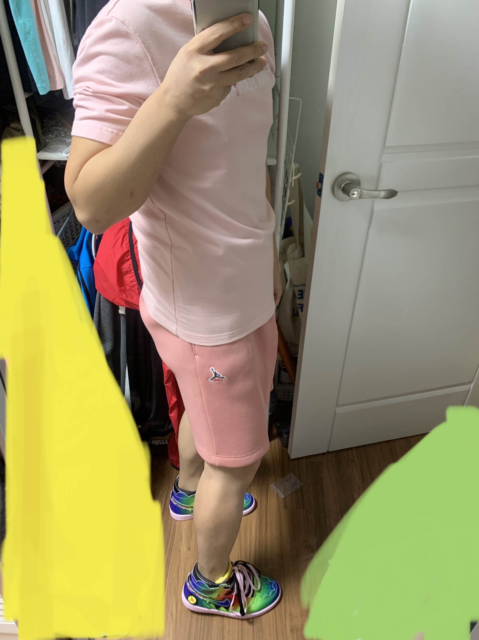 Jordan 1 x J Balvin Retro High OG, Jordan x Union Leisure Shorts Rust Pink 착용 스타일