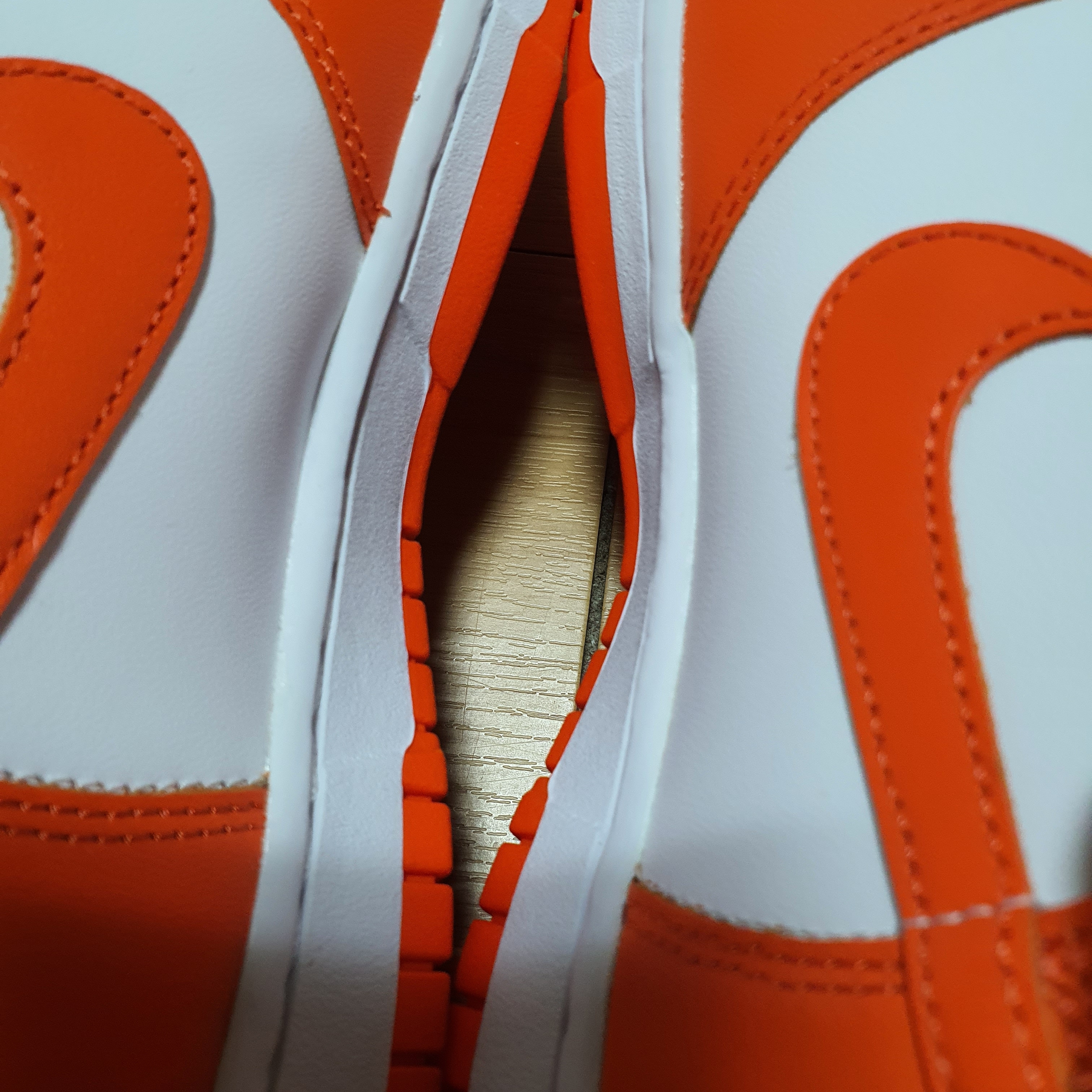 Nike Dunk High Retro Orange Blaze 착용 스타일 - 4