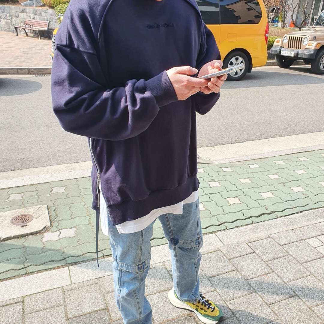 Nike x Sacai VaporWaffle Tour Yellow & Gorge Green Sail 착용 스타일