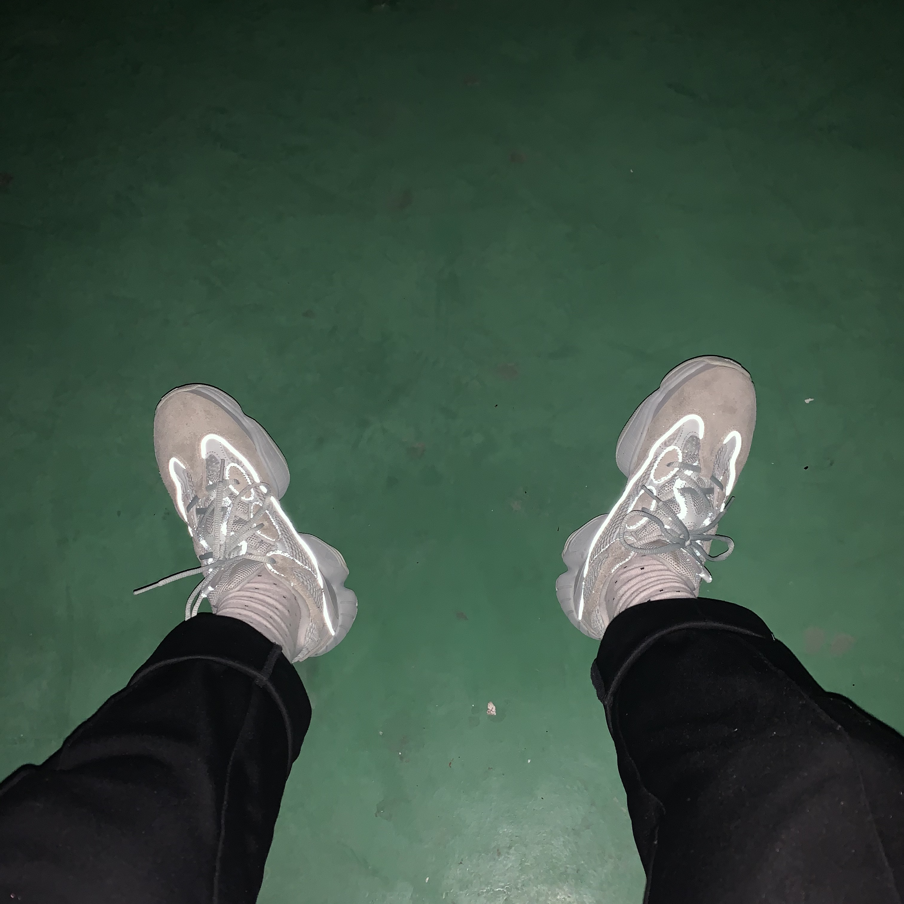 Adidas Yeezy 500 Salt 착용 스타일