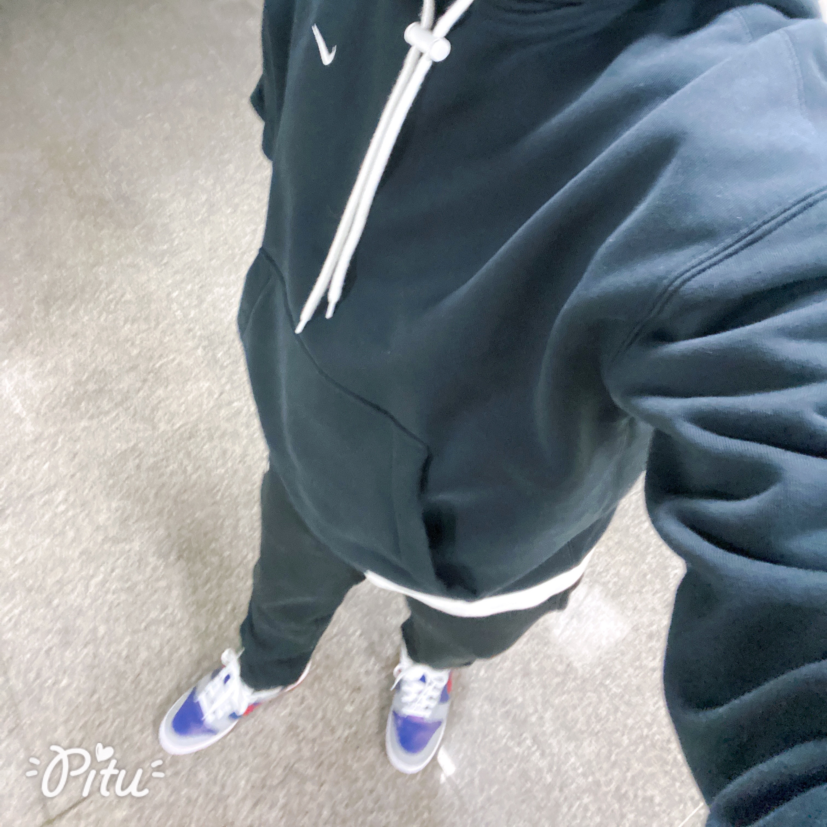 Nike M NRG Hoodie Black White, Nike Dunk Low SP Samba 2020 착용 스타일