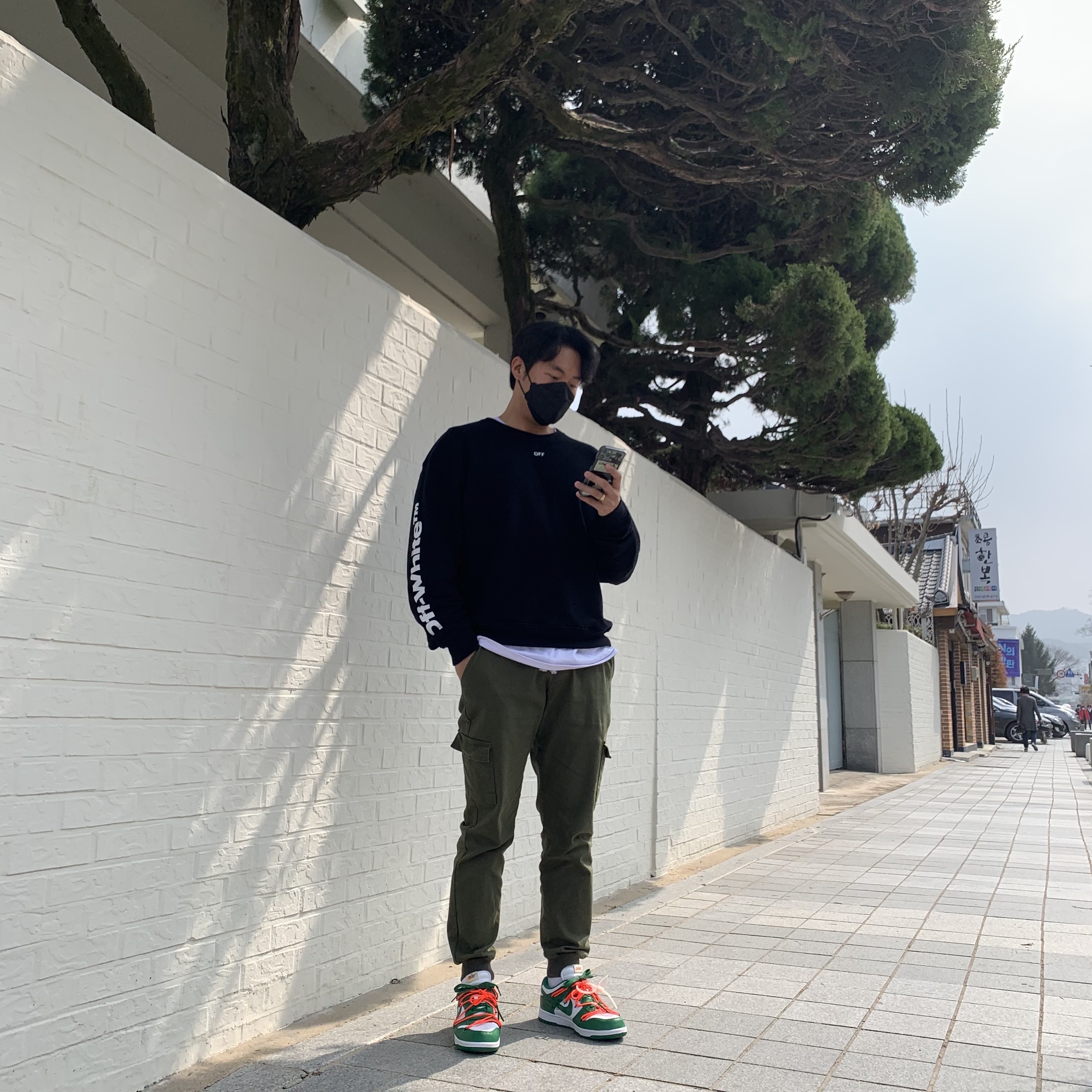 Nike x Off-White Dunk Low Pine Green 착용 스타일