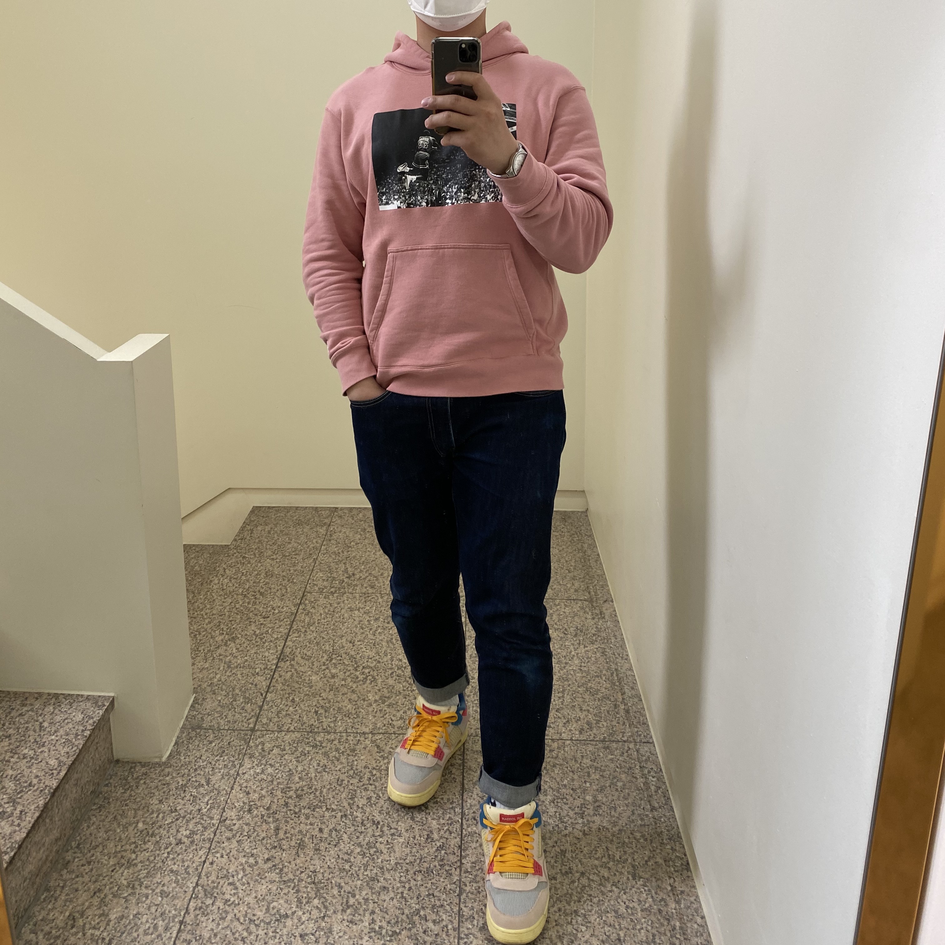 Jordan 4 x Union Retro Guava Ice, Jordan x Union Flying High Hooded Sweatshirt Rust Pink 착용 스타일