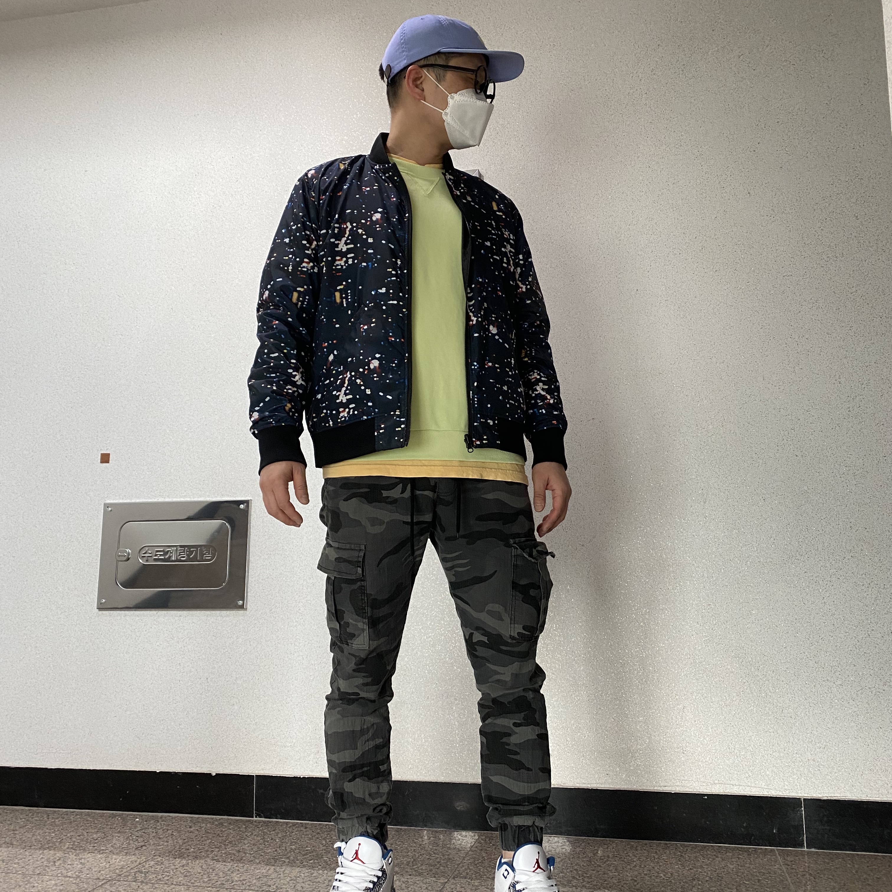 Jordan 3 Retro OG True Blue 2016, Supreme Gore-Tex S Logo 6-Panel Orange - 20FW 착용 스타일 - 1