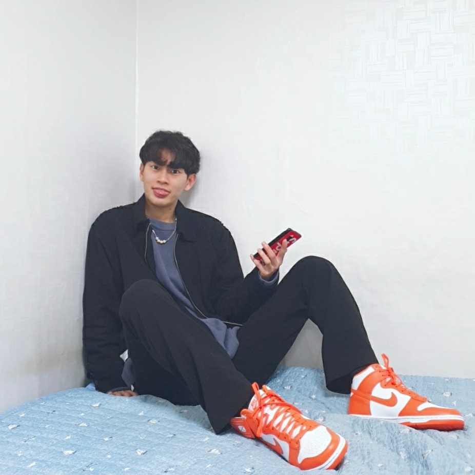Nike Dunk High Retro Orange Blaze 착용 스타일 - 1