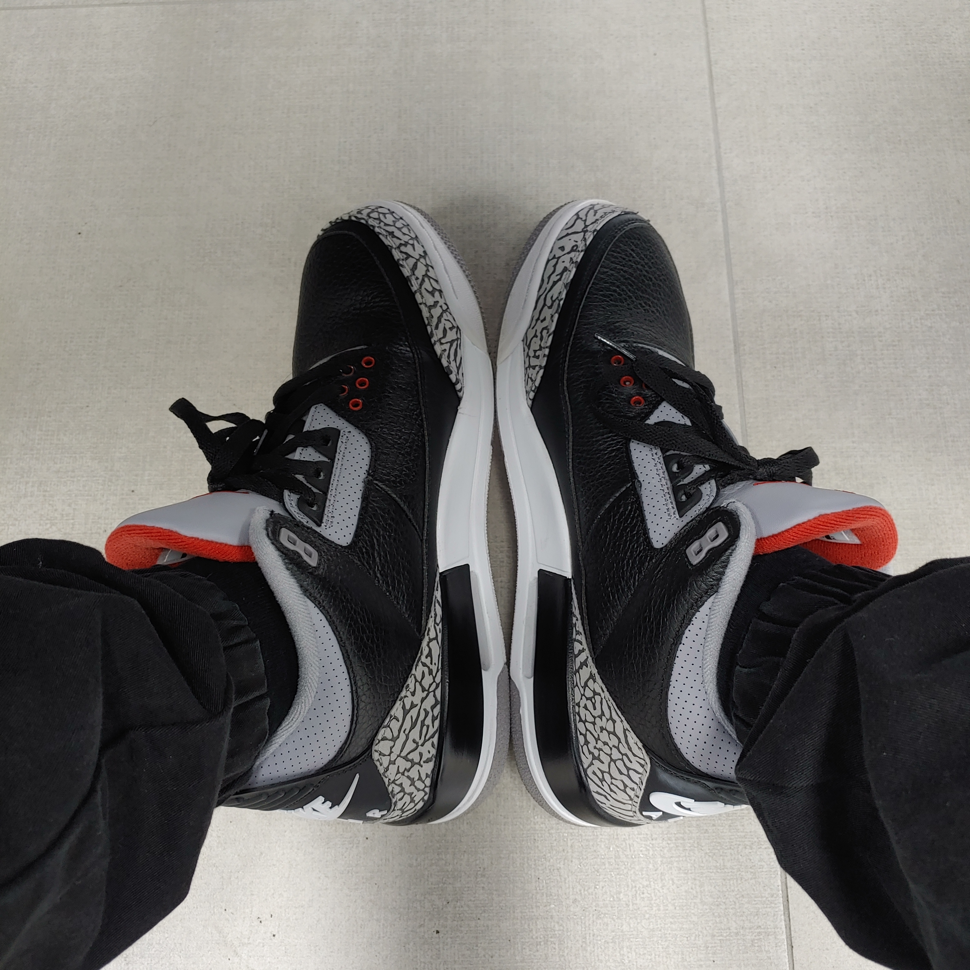 Jordan 3 Retro OG Black Cement 2018 착용 스타일 - 1