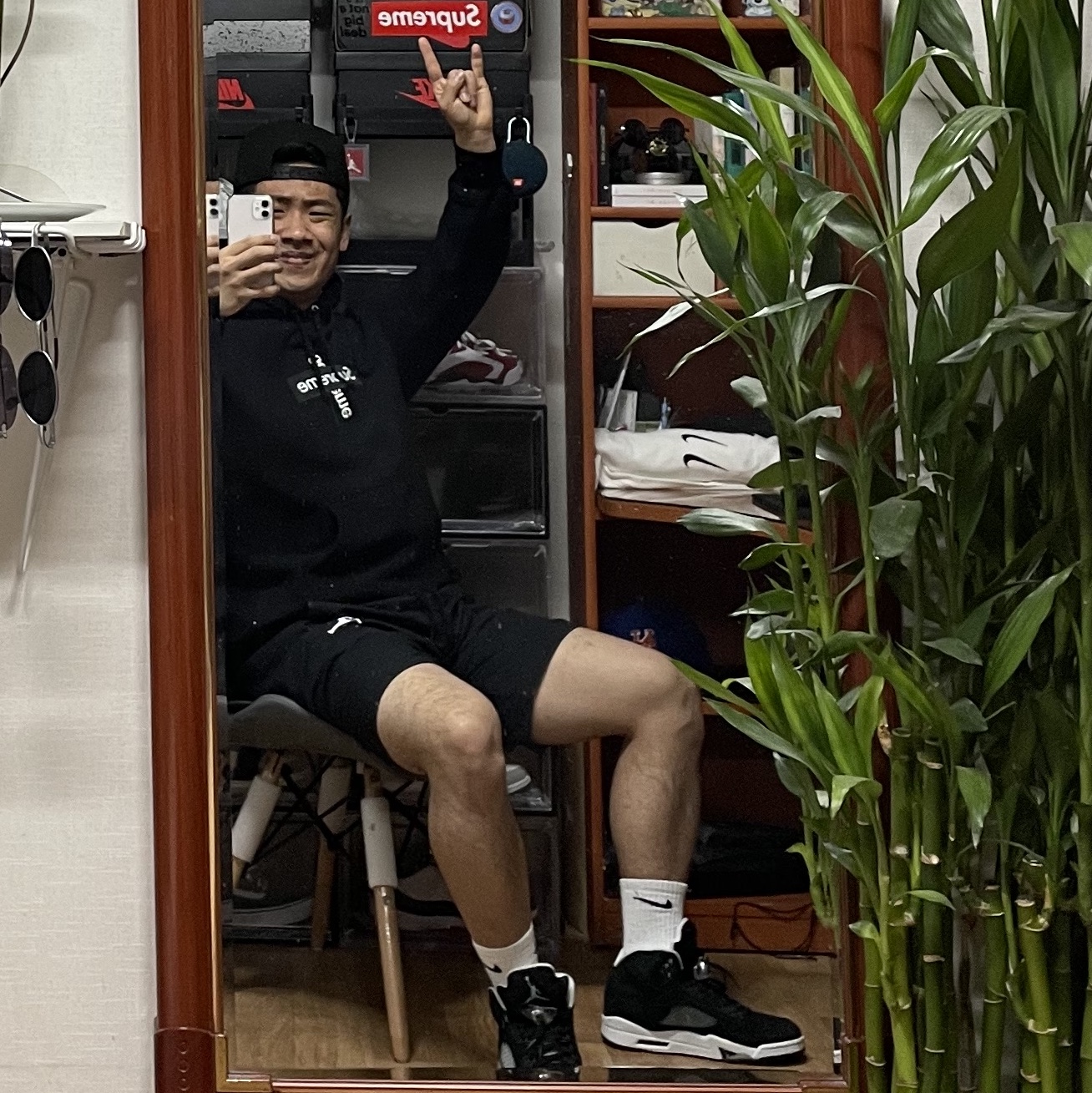Jordan 5 Retro Oreo, Supreme Cross Box Logo Hooded Sweatshirt Black - 20FW 착용 스타일 - 2