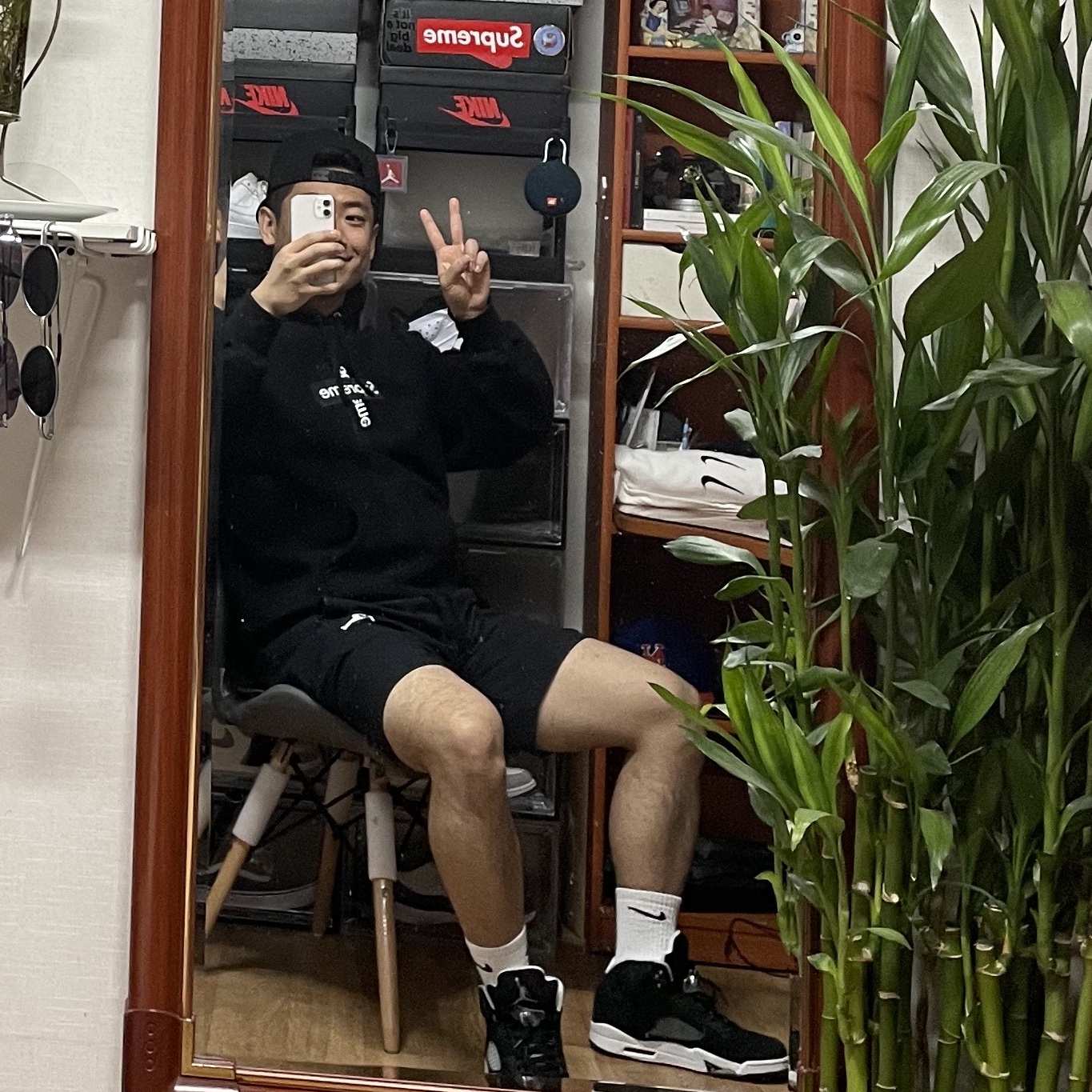 Jordan 5 Retro Oreo, Supreme Cross Box Logo Hooded Sweatshirt Black - 20FW 착용 스타일 - 1