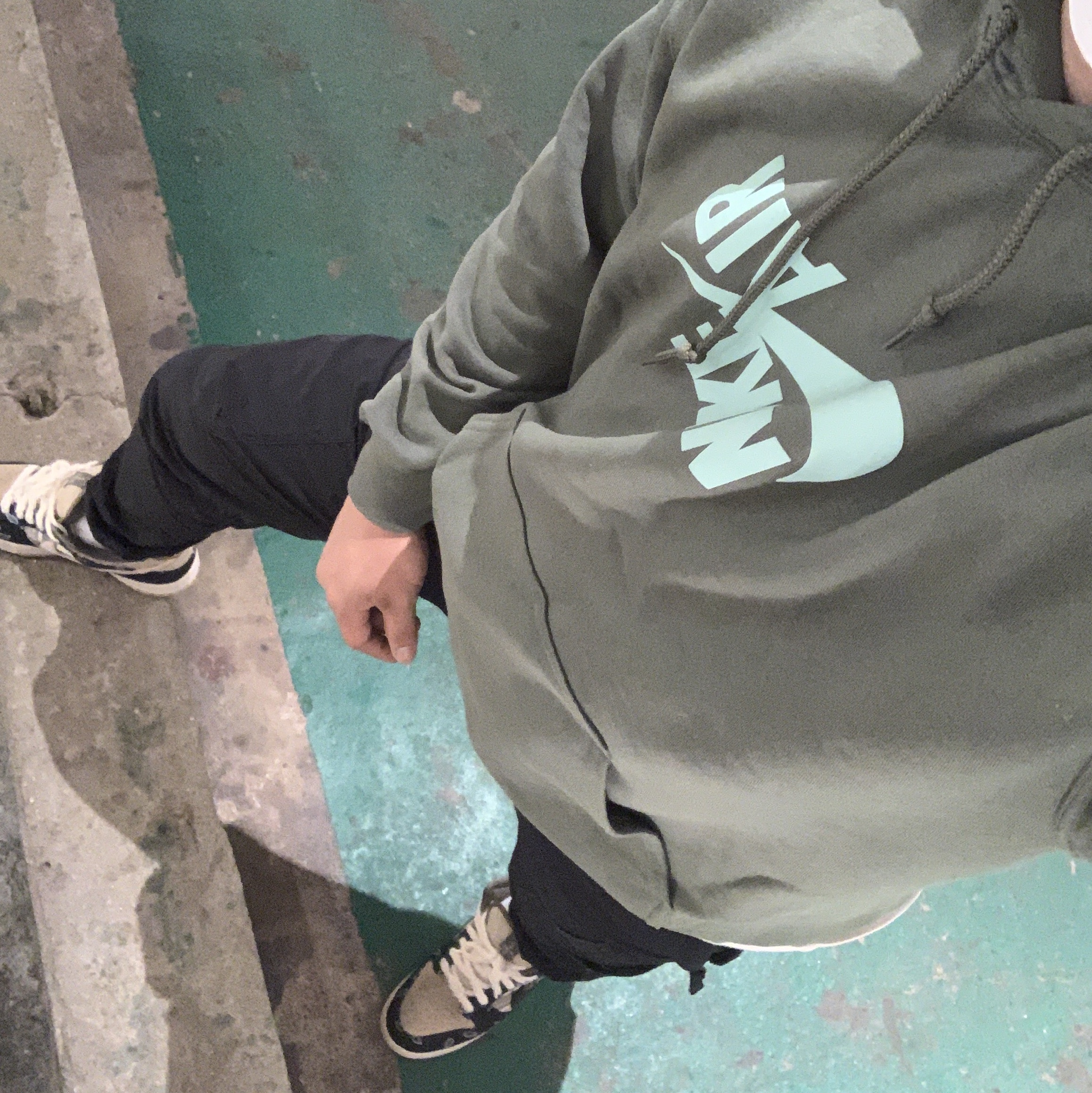 Nike x Travis Scott SB Dunk Low 착용 스타일