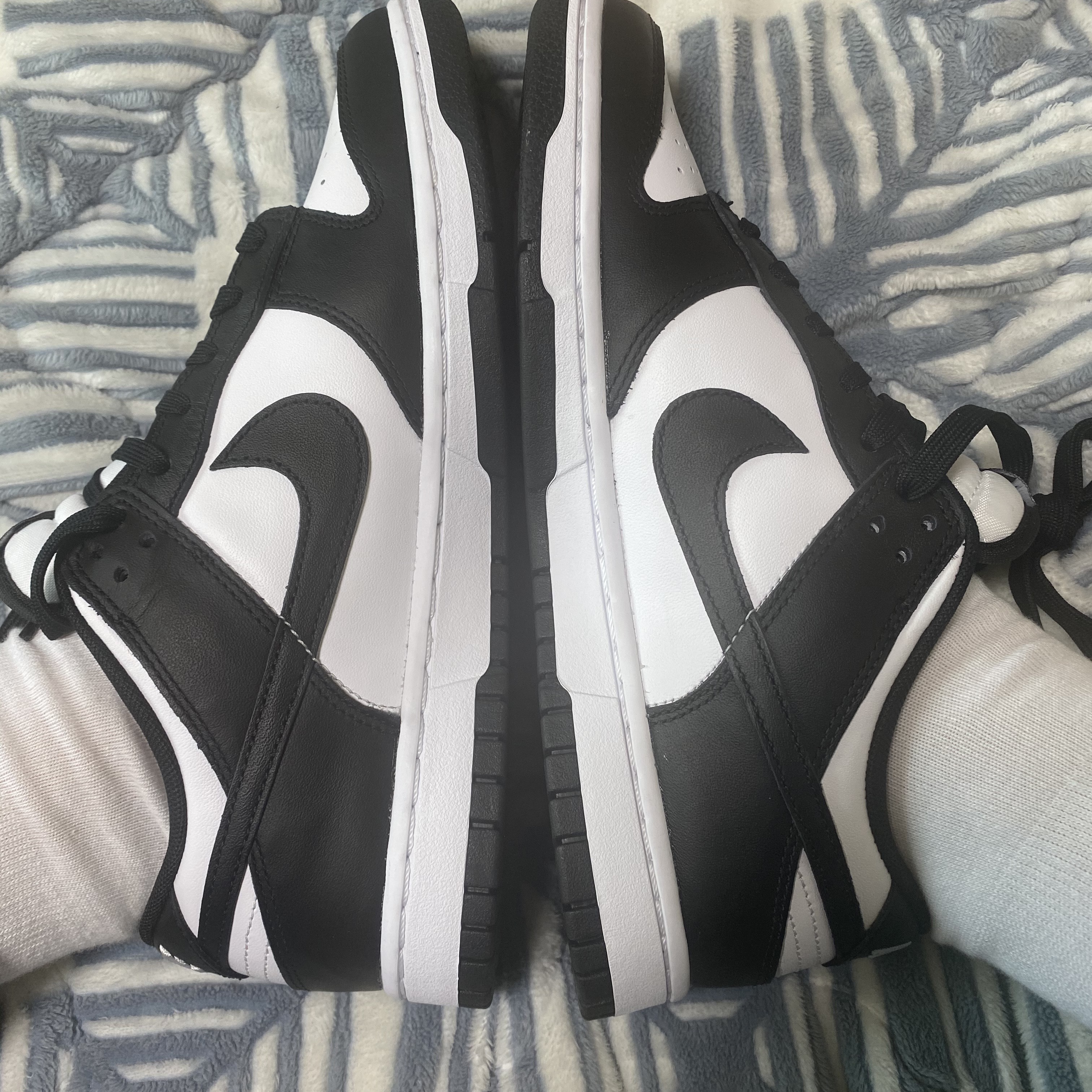 Nike Dunk Low Retro Black 착용 스타일
