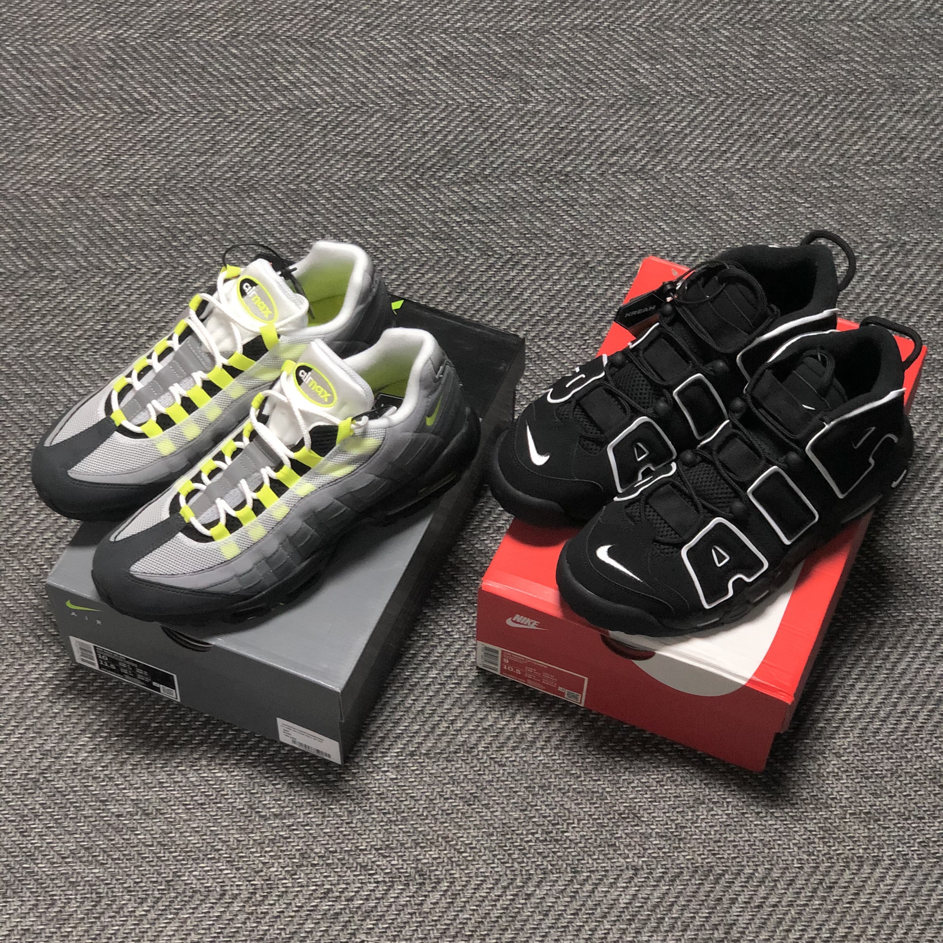 Nike Air Max 95 OG Neon Yellow 2020, Nike Air More Uptempo Black White 2020 착용 스타일