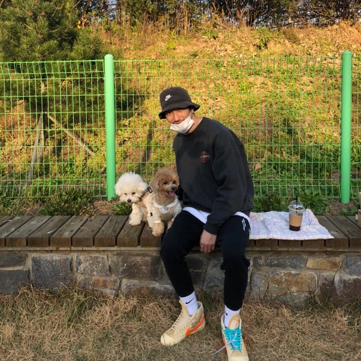Nike x Off-White Blazer Mid Off-White All Hallow's Eve 착용 스타일