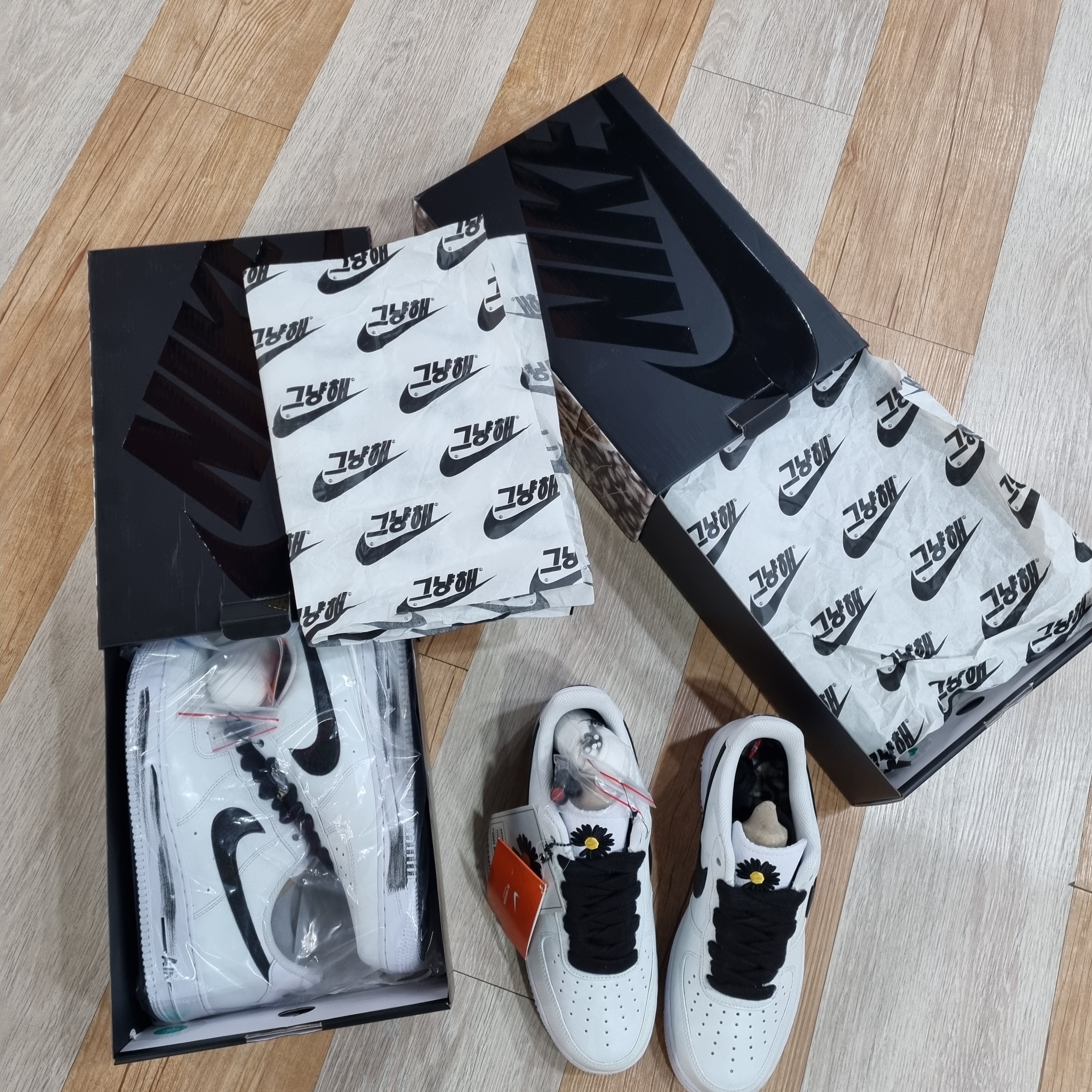 Nike x Peaceminusone Air Force 1 Low Para-Noise 2.0 착용 스타일