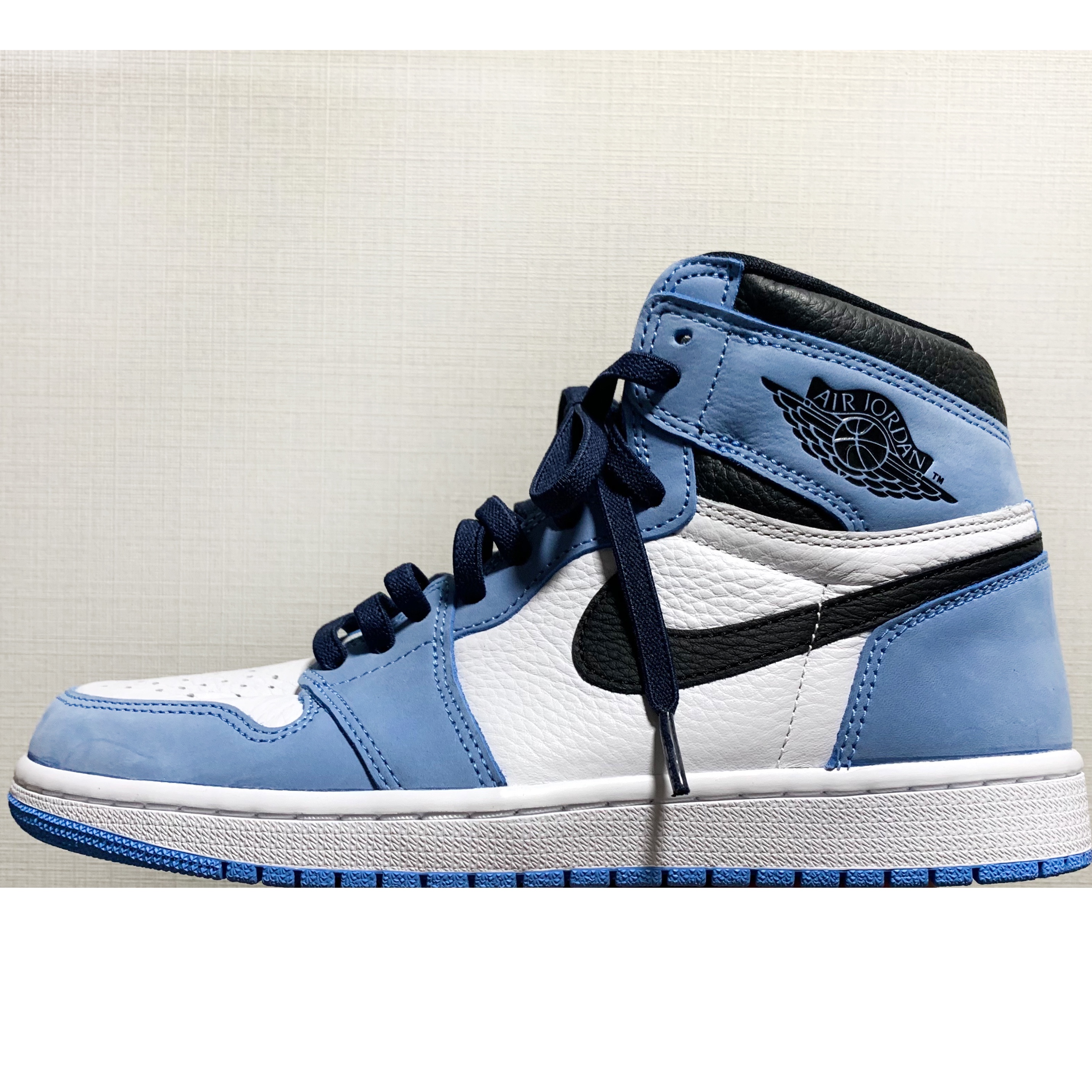 Jordan 1 Retro High OG University Blue 착용 스타일