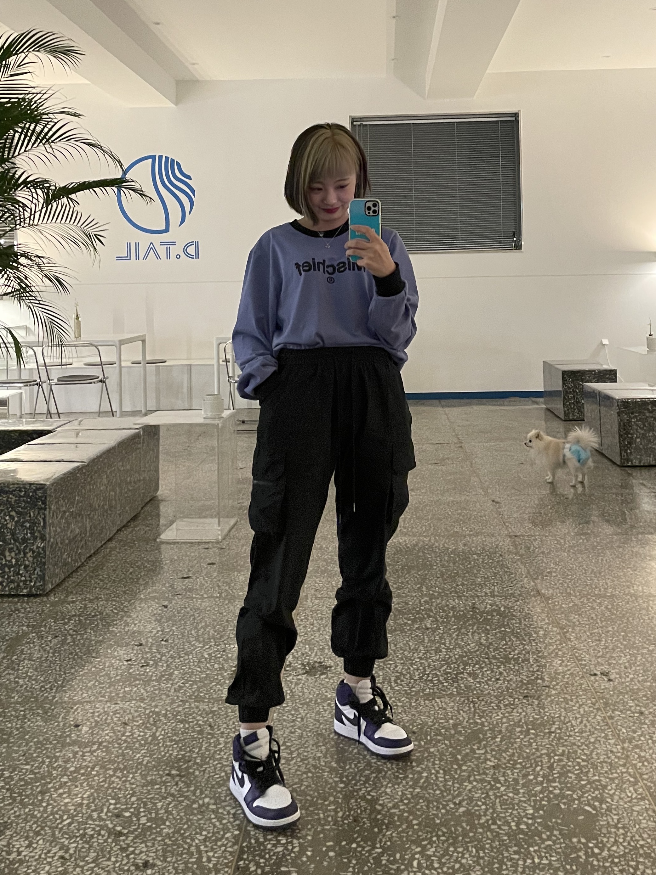 Jordan 1 Retro High OG Court Purple 2020 착용 스타일 - 3