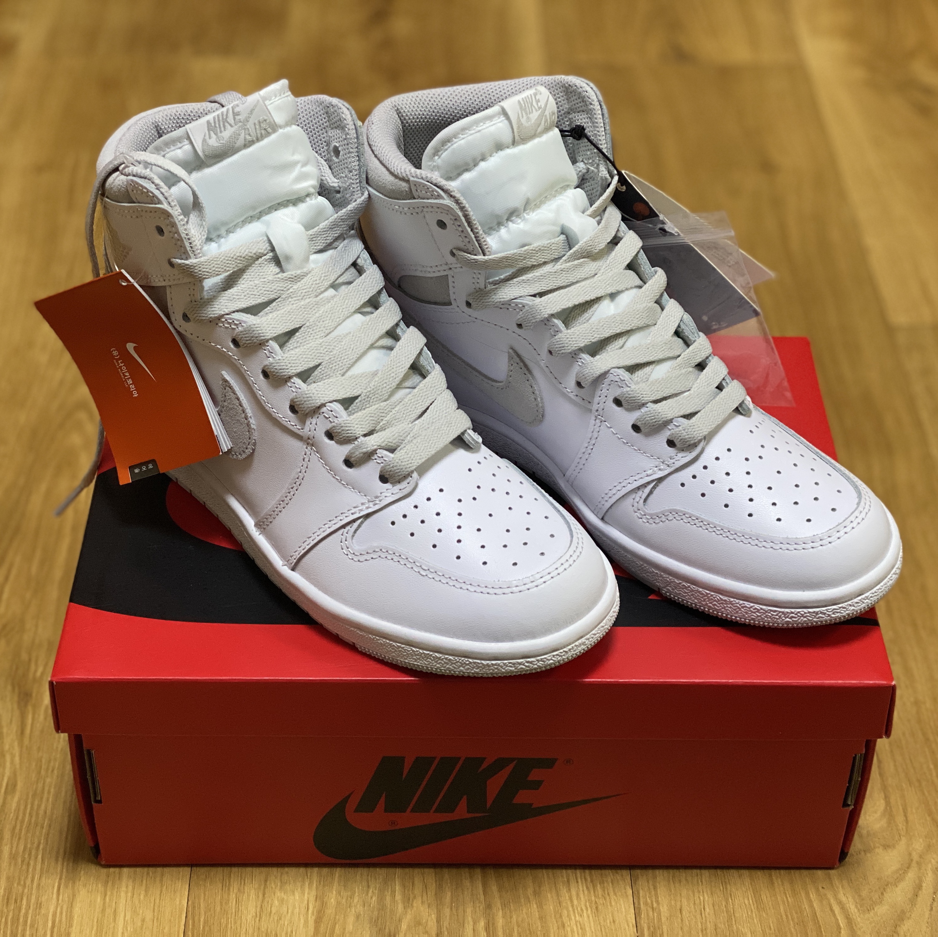 Jordan 1 High 85 Neutral Grey 착용 스타일 - 2