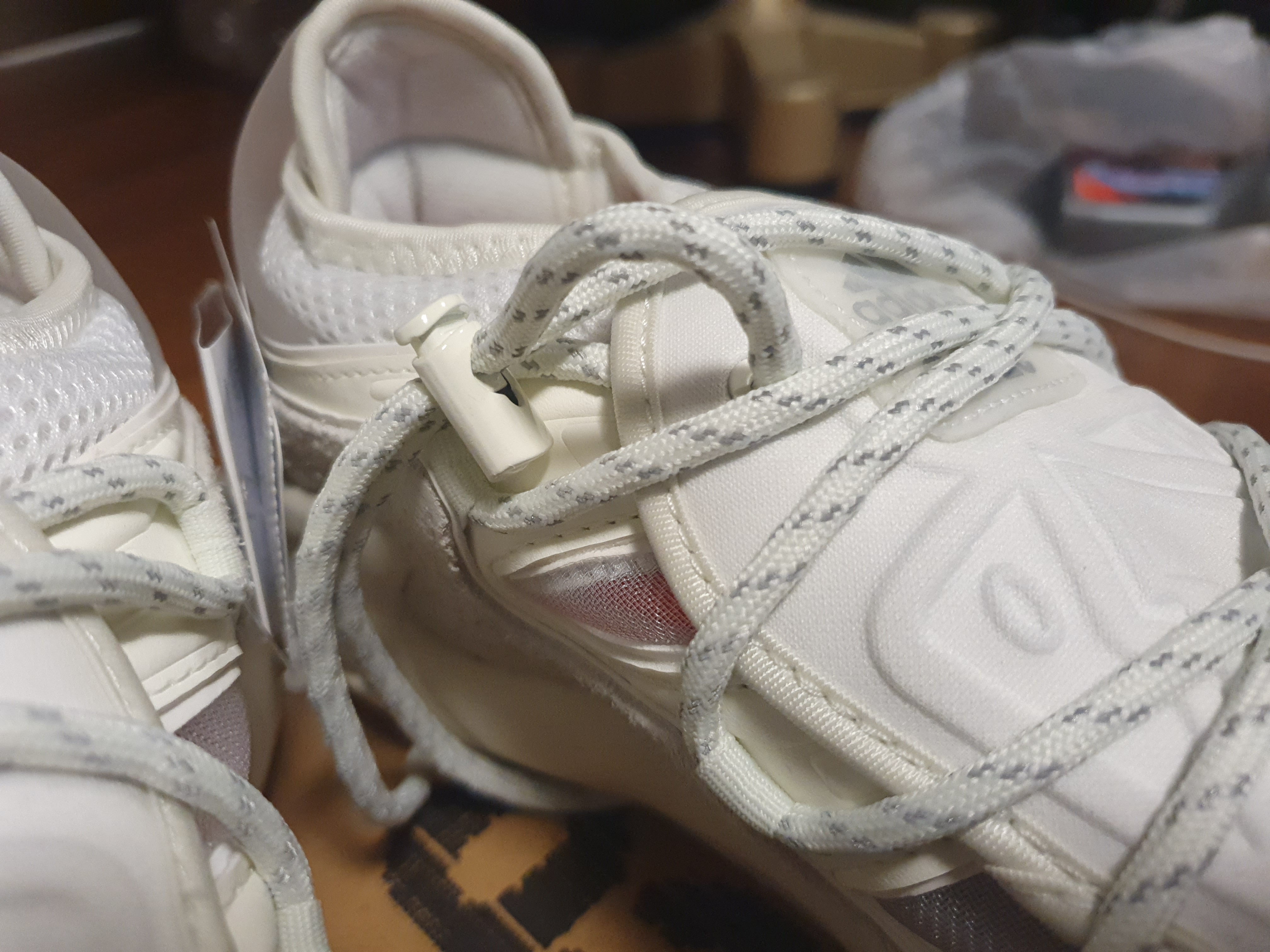 Adidas x 032c FYW S-97 Salvation Core White 착용 스타일 - 2