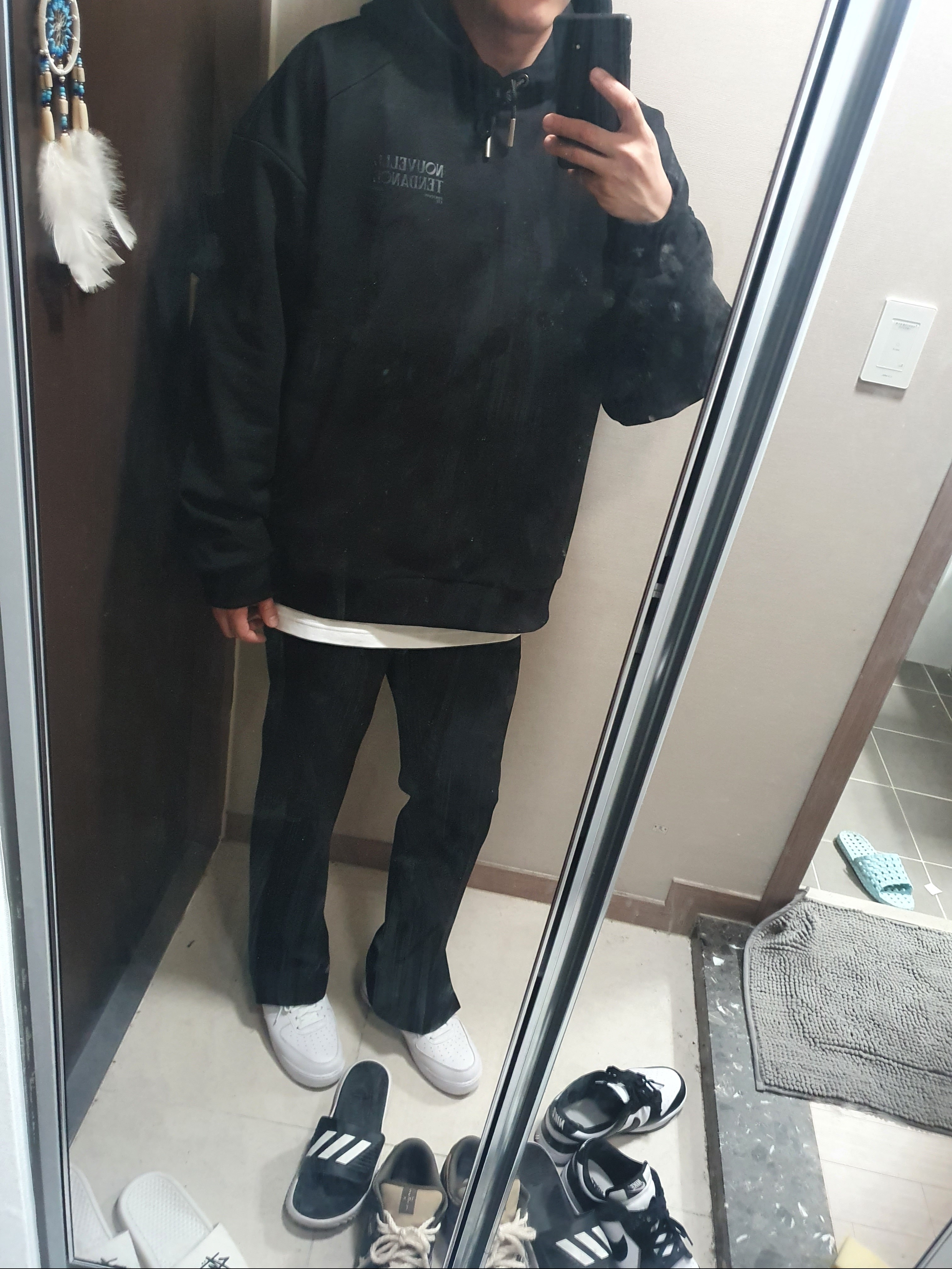 Nike Air Force 1 '07 LX White Bag, Nike x Travis Scott SB Dunk Low 착용 스타일 - 1