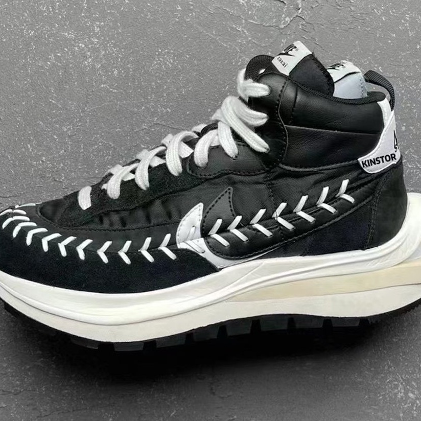 Nike x Sacai VaporWaffle Black White, Nike x Sacai VaporWaffle Tour Yellow & Gorge Green Sail 착용 스타일 - 2