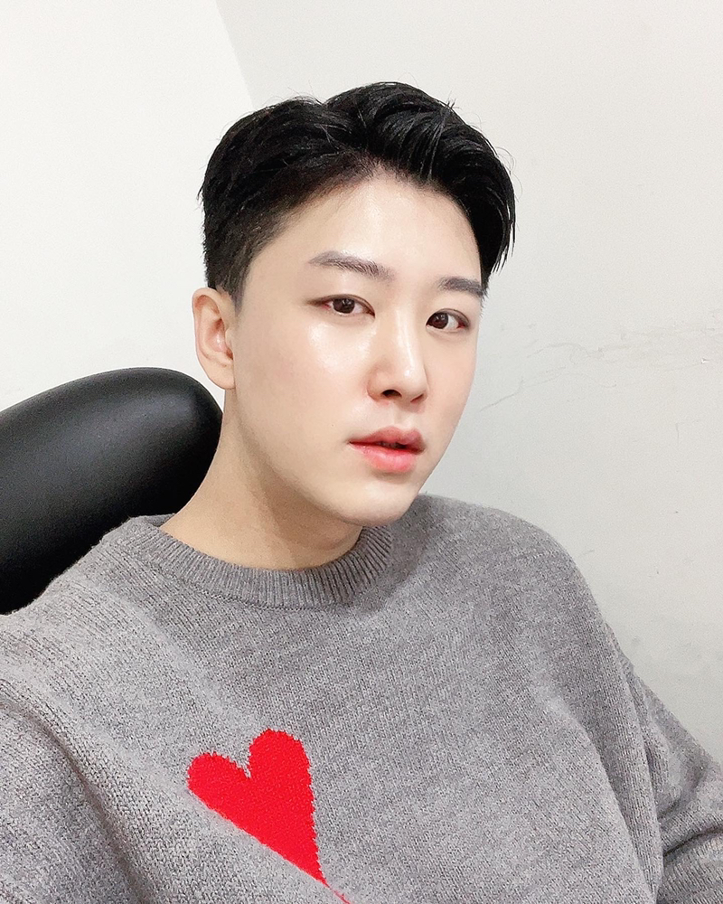 KREAM 프로필 이미지