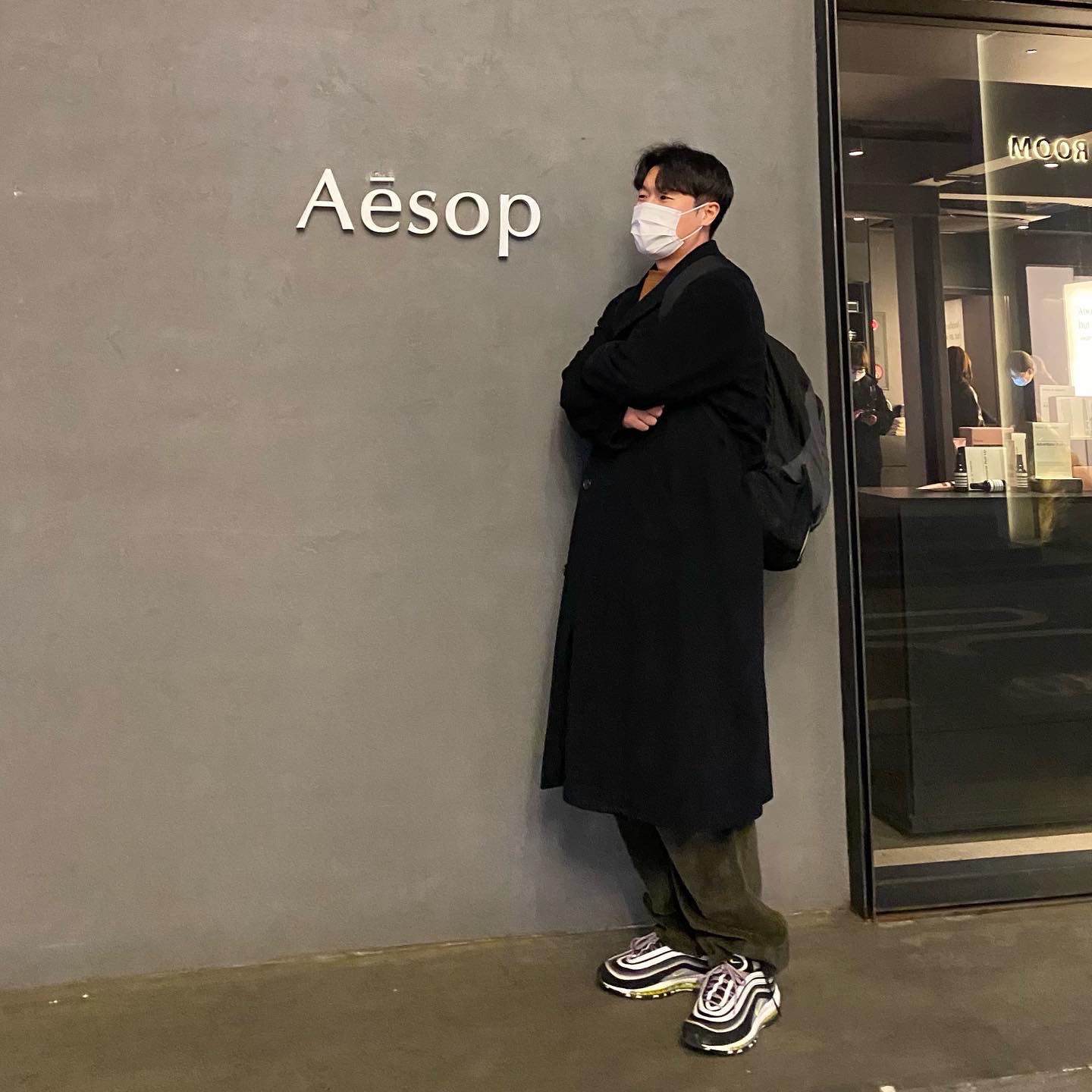 Nike Air Max 97 OG Black Volt Asia 착용 스타일 - 1