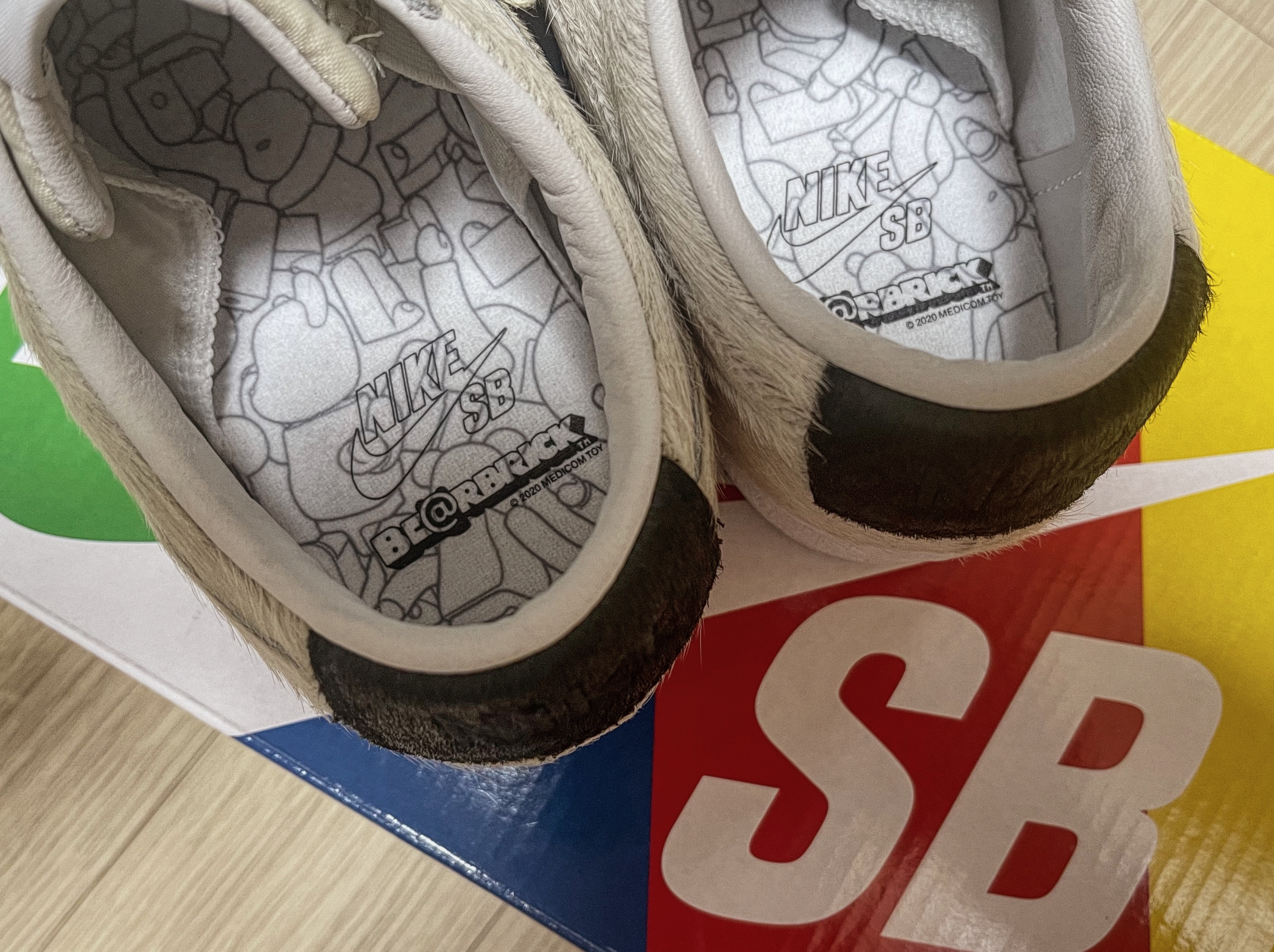 Nike x Medicom Toy SB Blazer Low BE@RBRICK 착용 스타일 - 2