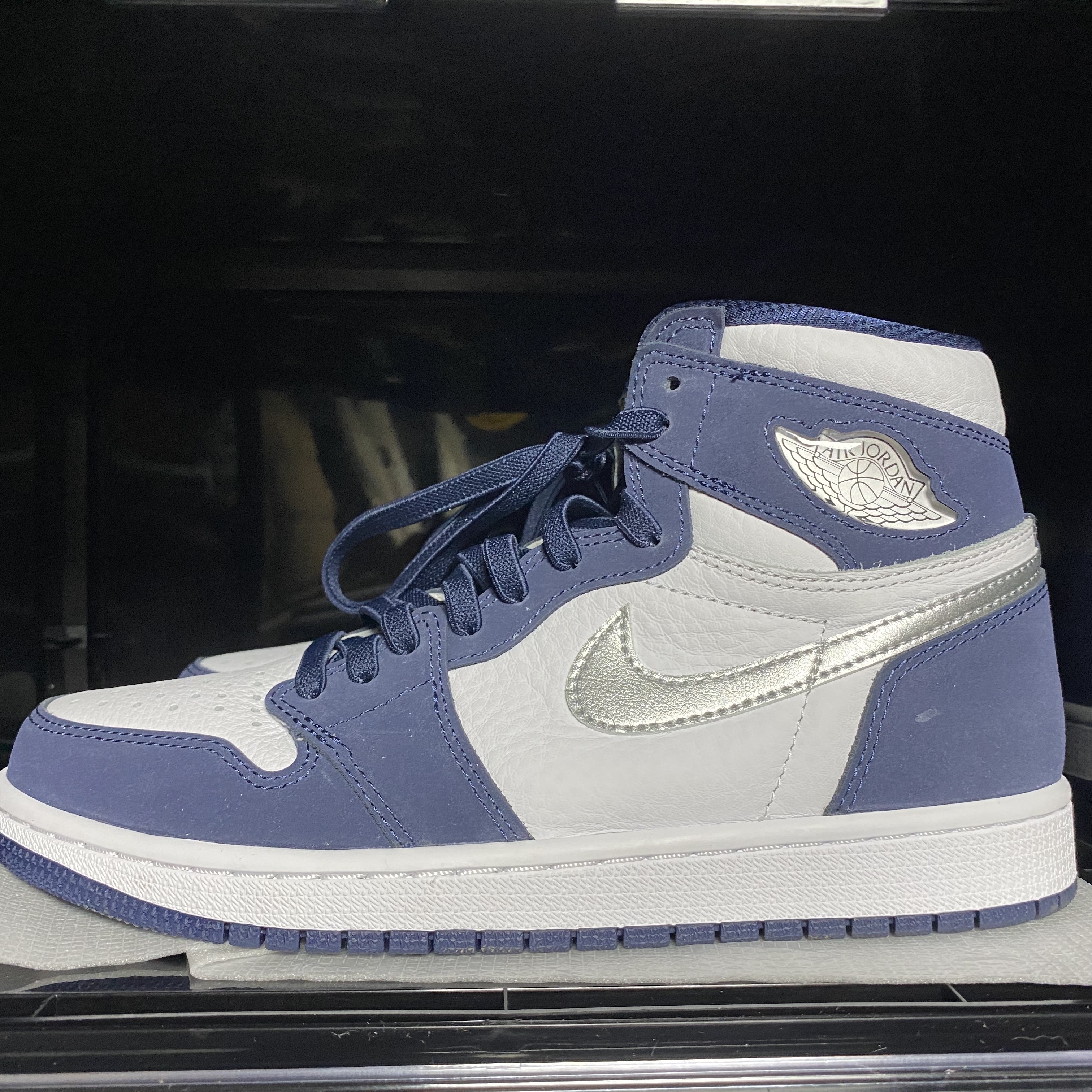 Jordan 1 Retro High OG CO.JP Midnight Navy 착용 스타일