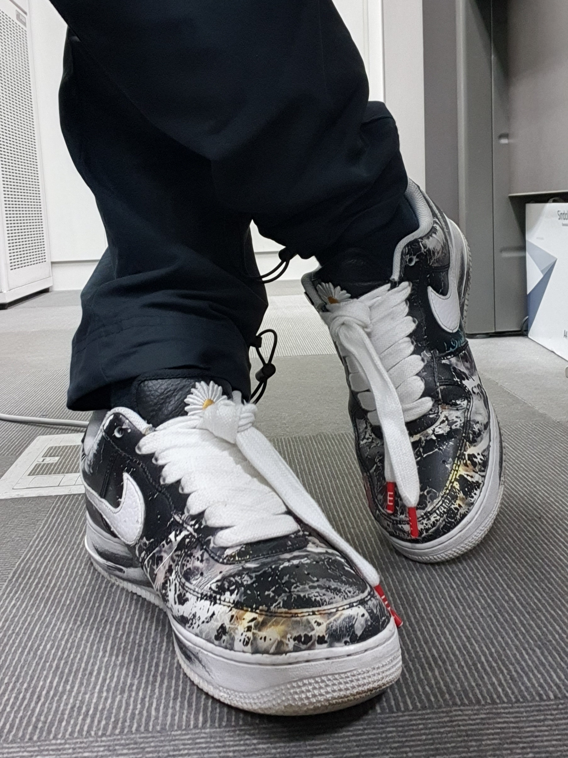 Nike x Peaceminusone Air Force 1 Low Para-Noise 착용 스타일