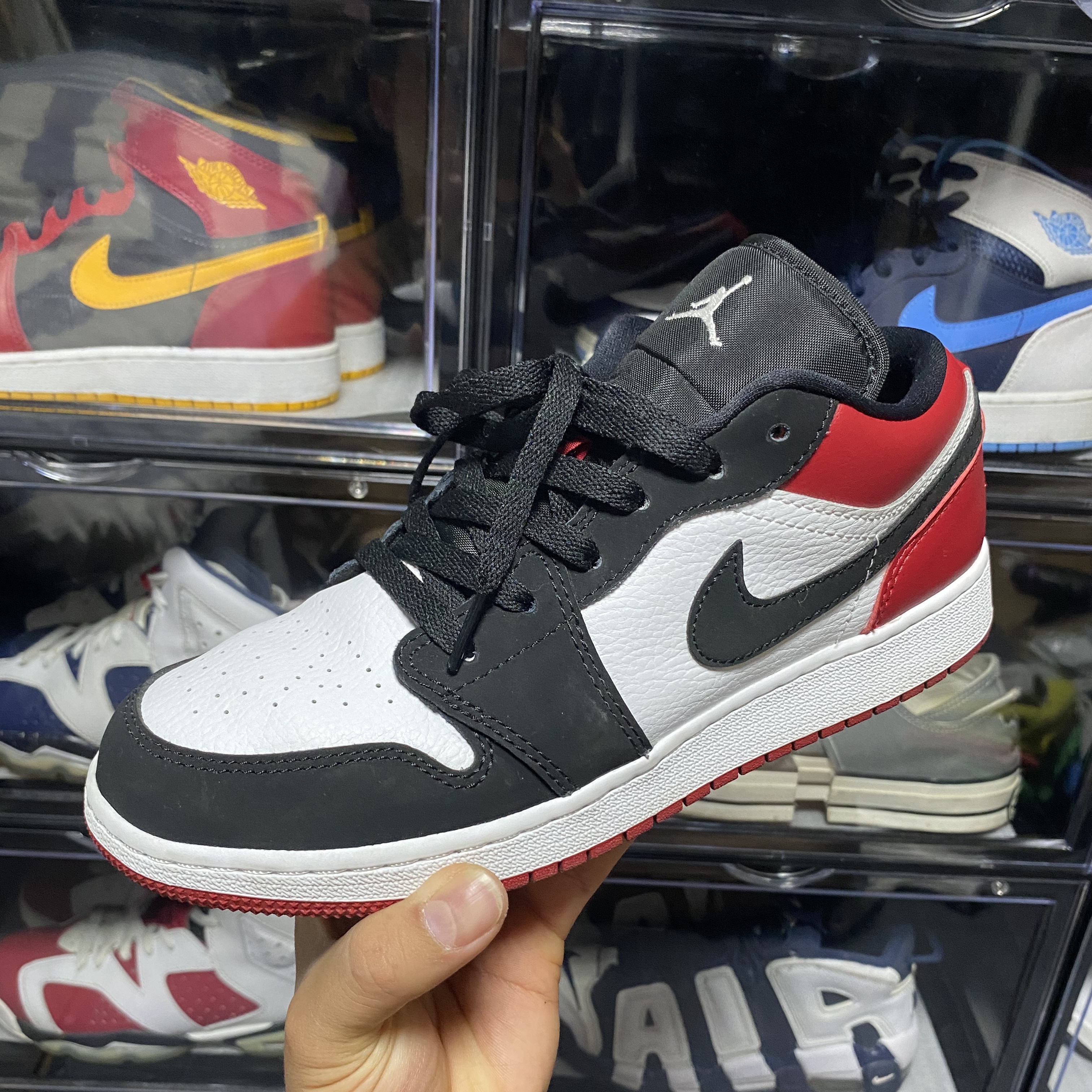 Jordan 1 Low Black Toe 착용 스타일