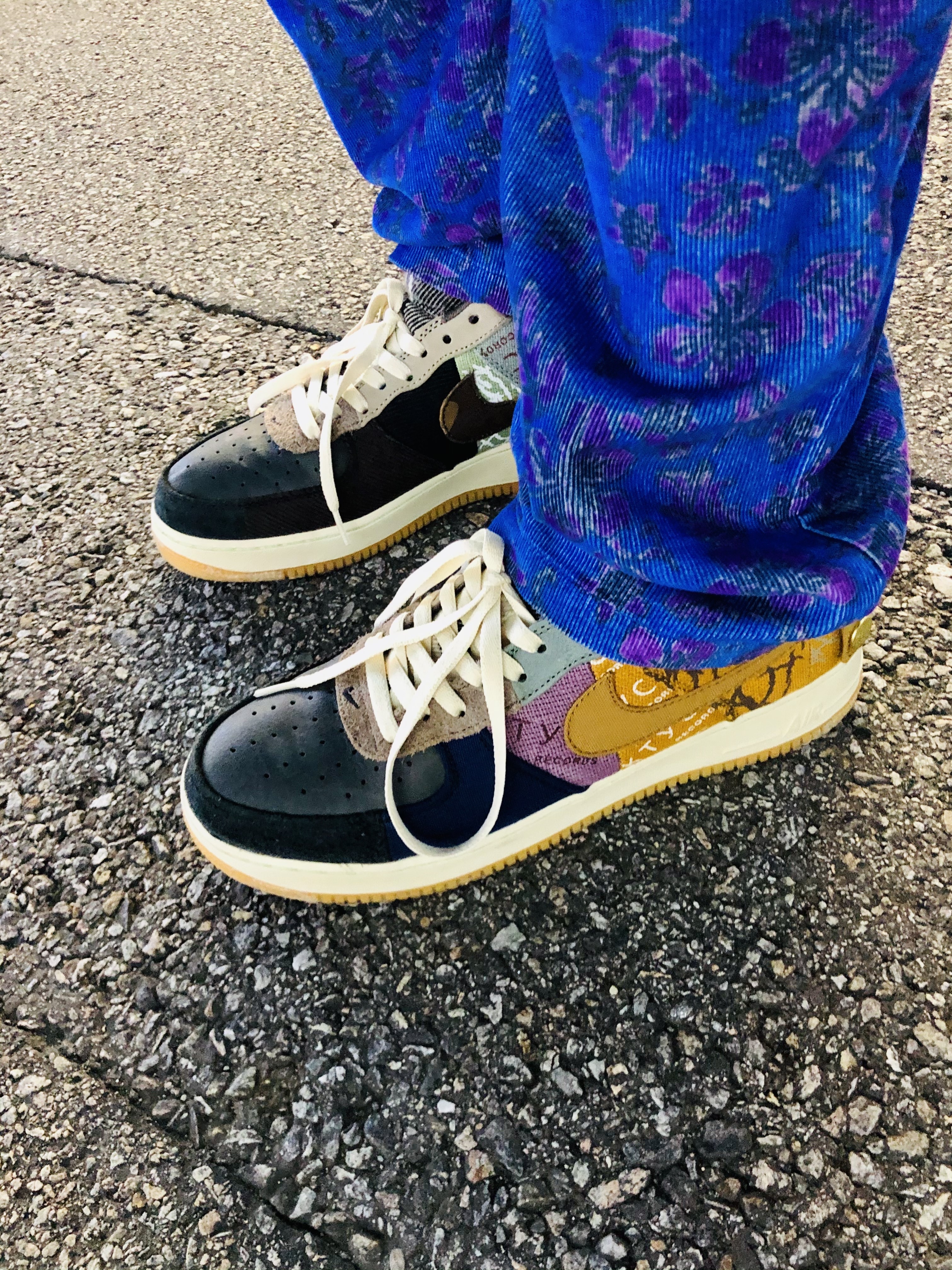 Nike x Travis Scott Air Force 1 Low Cactus Jack 착용 스타일 - 5