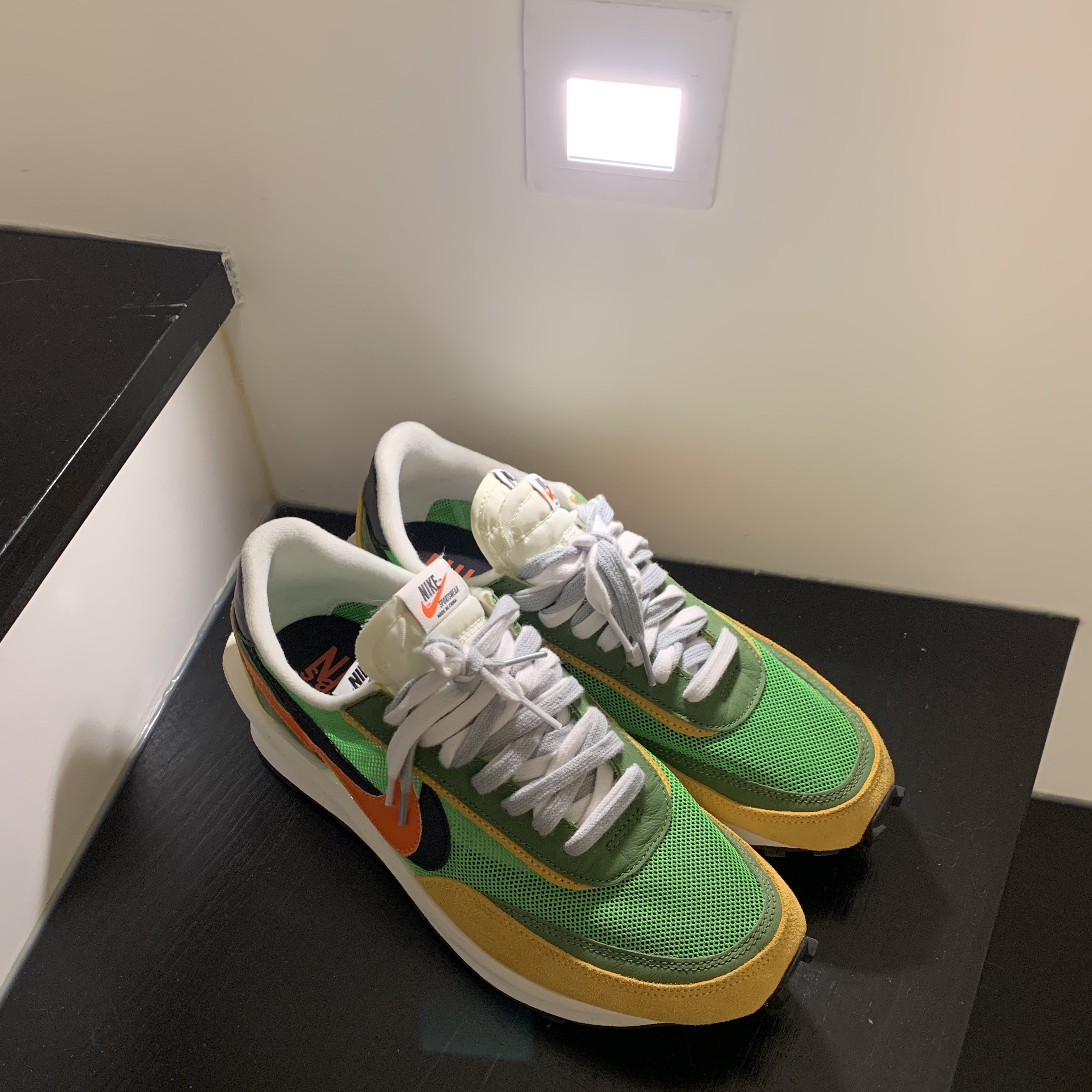 Nike x Sacai LDWaffle Green Multi 착용 스타일