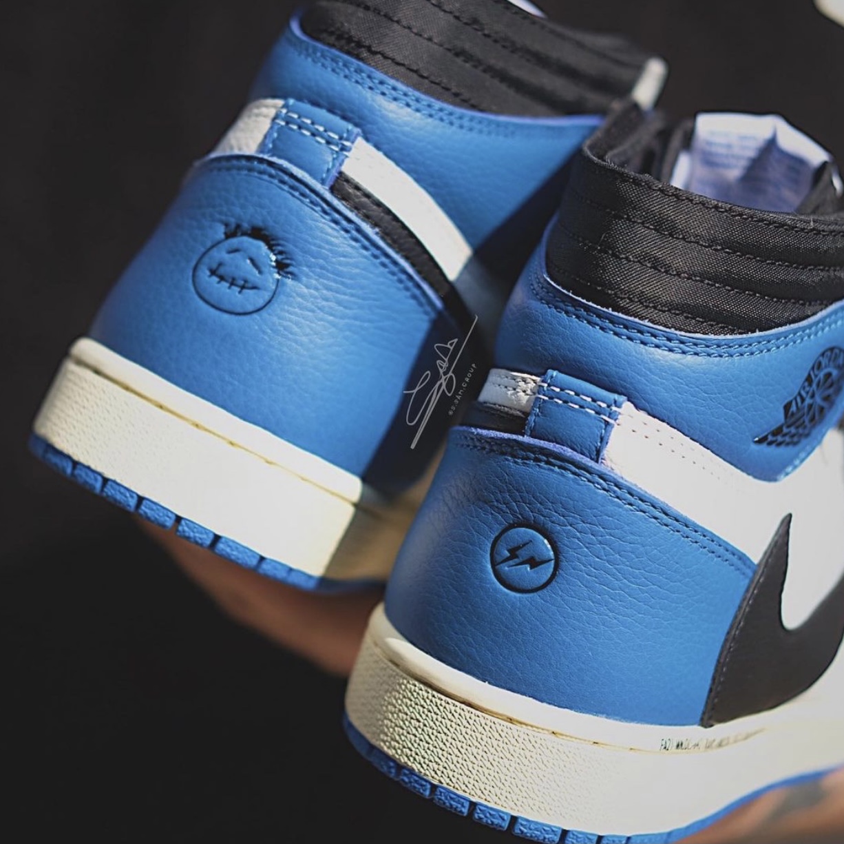 Jordan 1 x Travis Scott x Fragment Retro High OG SP Military Blue, Jordan 1 x Travis Scott Retro High OG SP Mocha 착용 스타일 - 4