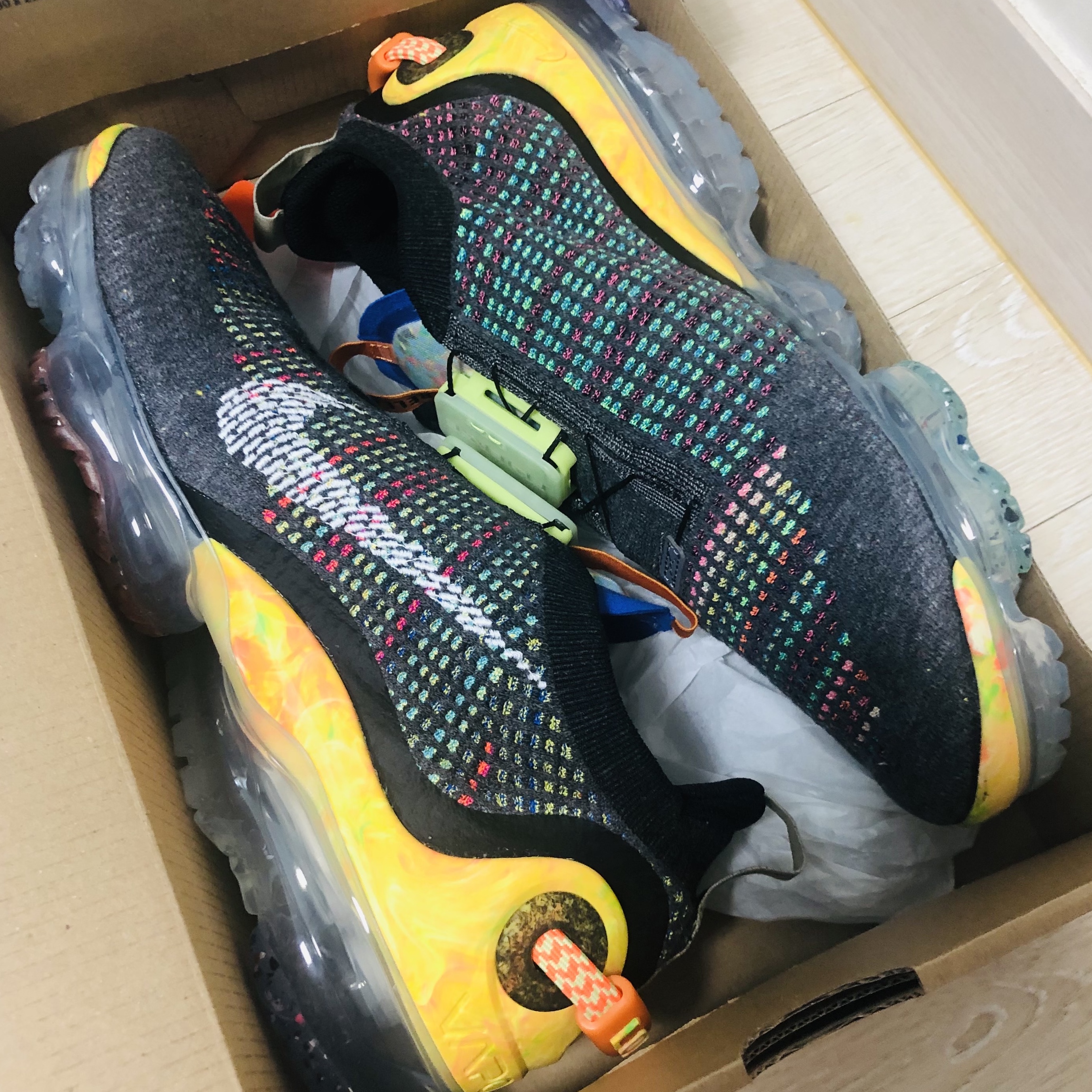 Nike Air VaporMax 2020 Flyknit Iron Grey 착용 스타일