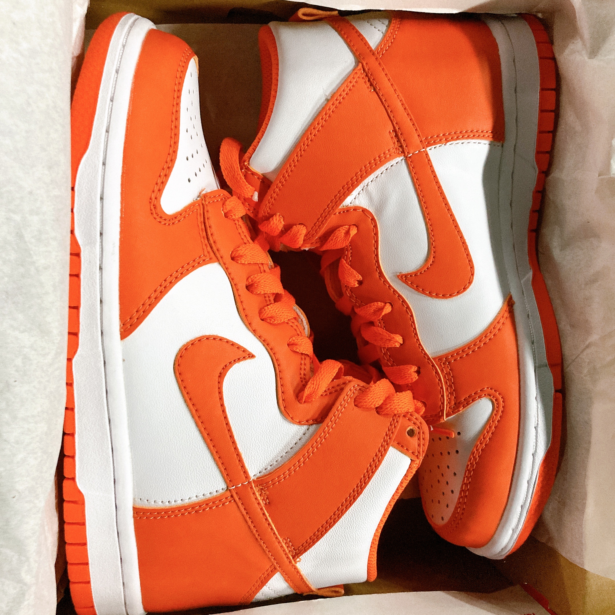 Nike Dunk High Retro Orange Blaze 착용 스타일 - 1