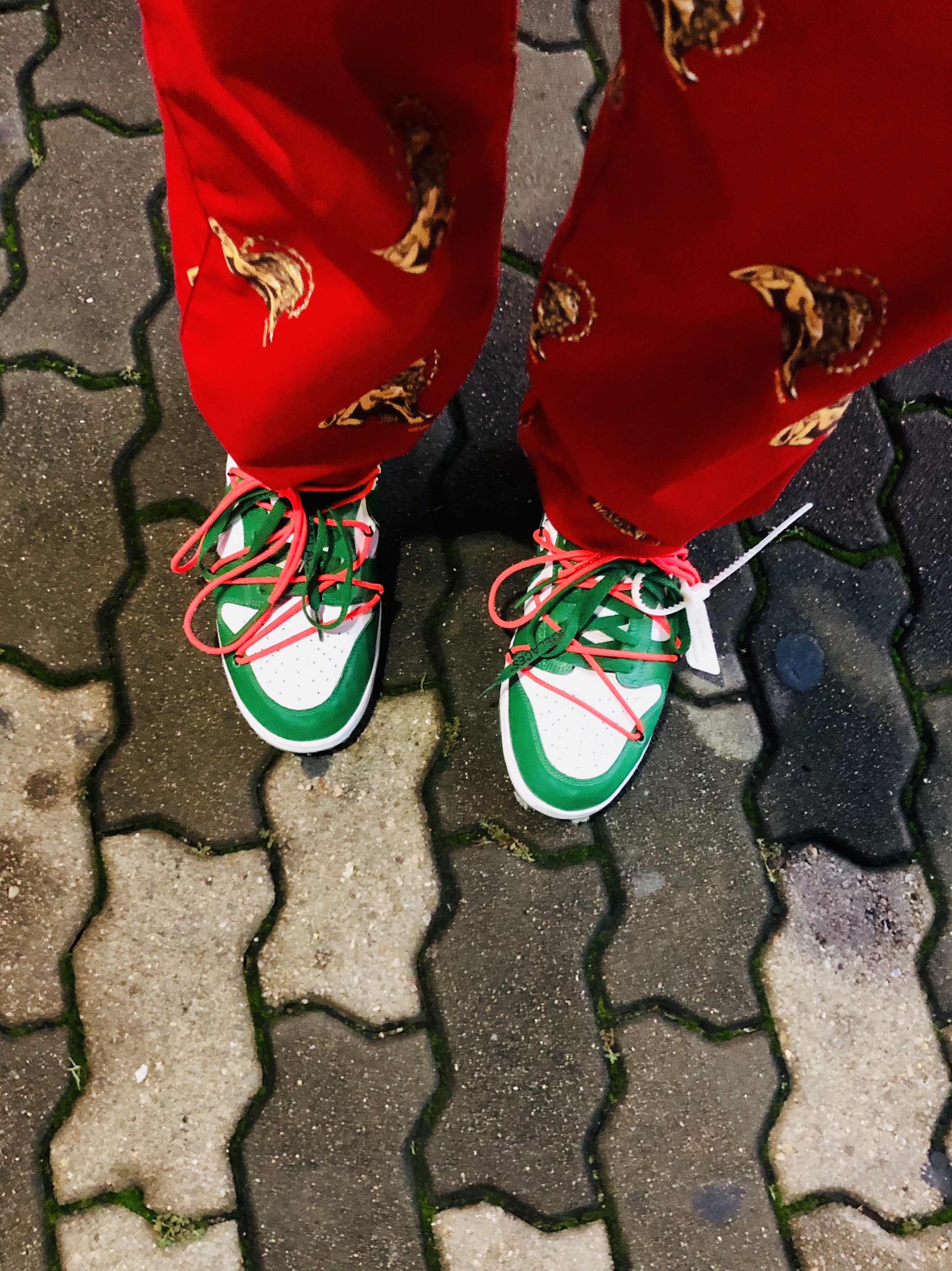 Nike x Off-White Dunk Low Pine Green 착용 스타일 - 3