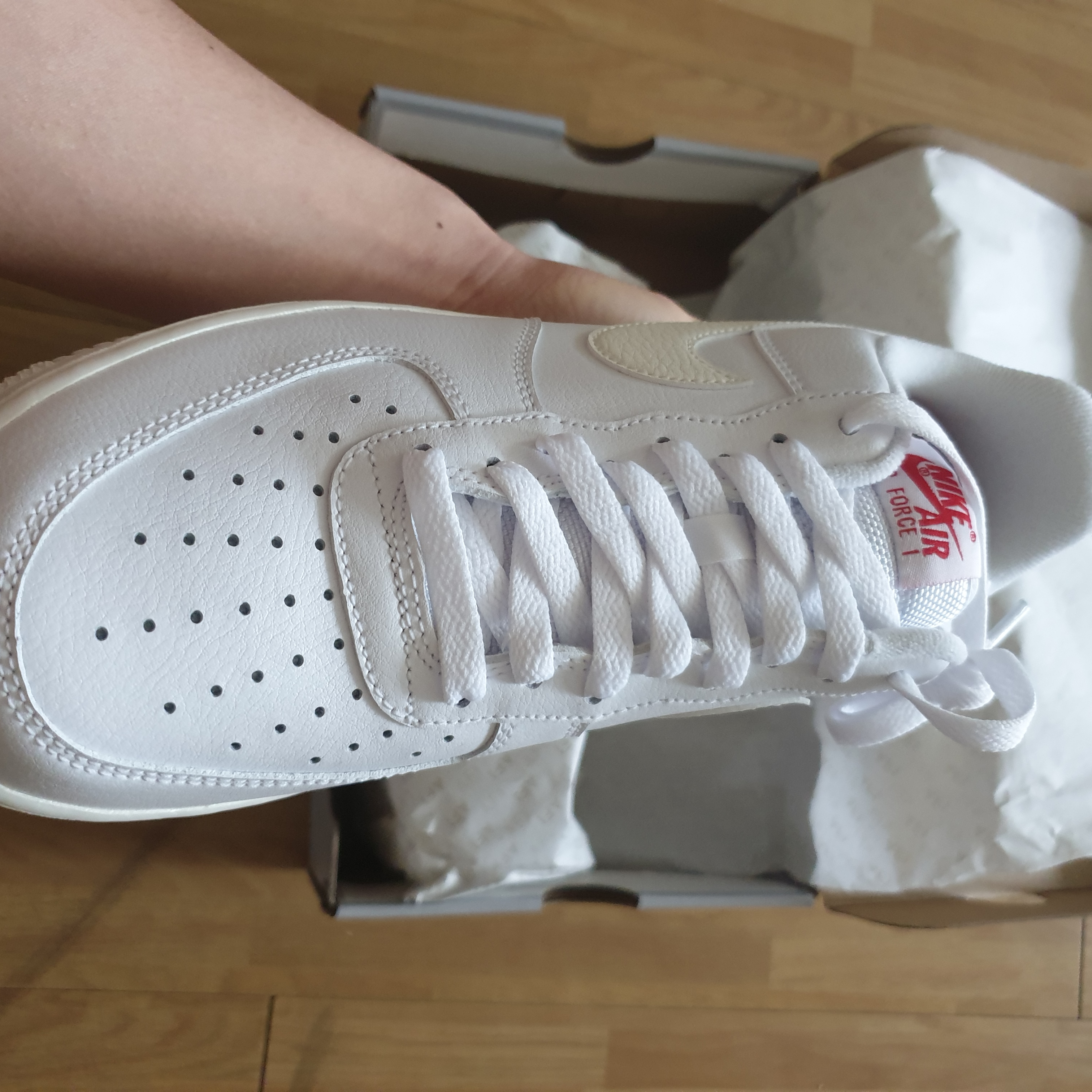 Nike Air Force 1 Low Valentine Day 2021 착용 스타일 - 3