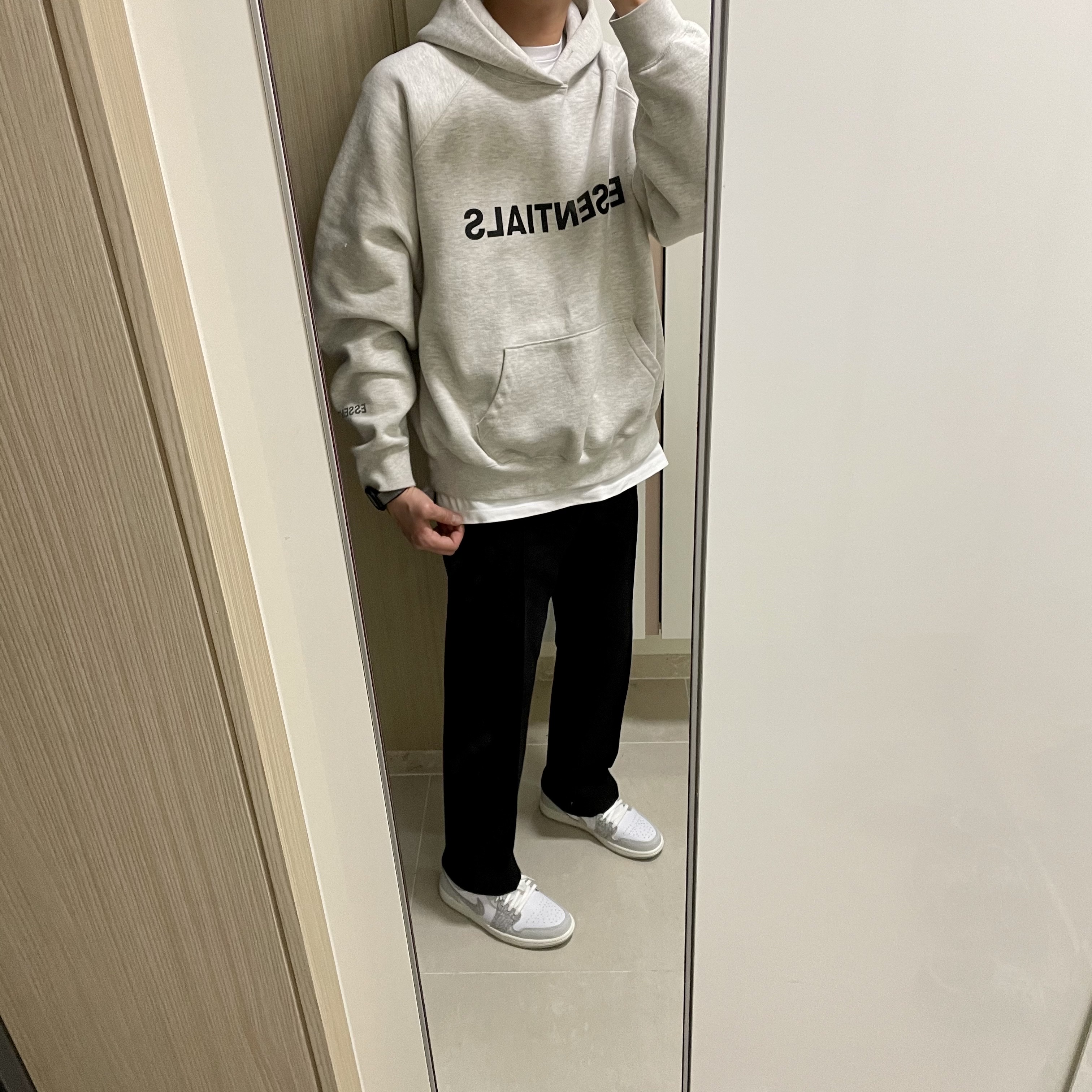 Essentials 3D Silicon Applique Pullover Hoodie Oatmeal/Oatmeal Heather/Light Heather Oatmeal 2020, Jordan 1 Low PRM Elephant Print 착용 스타일 - 1