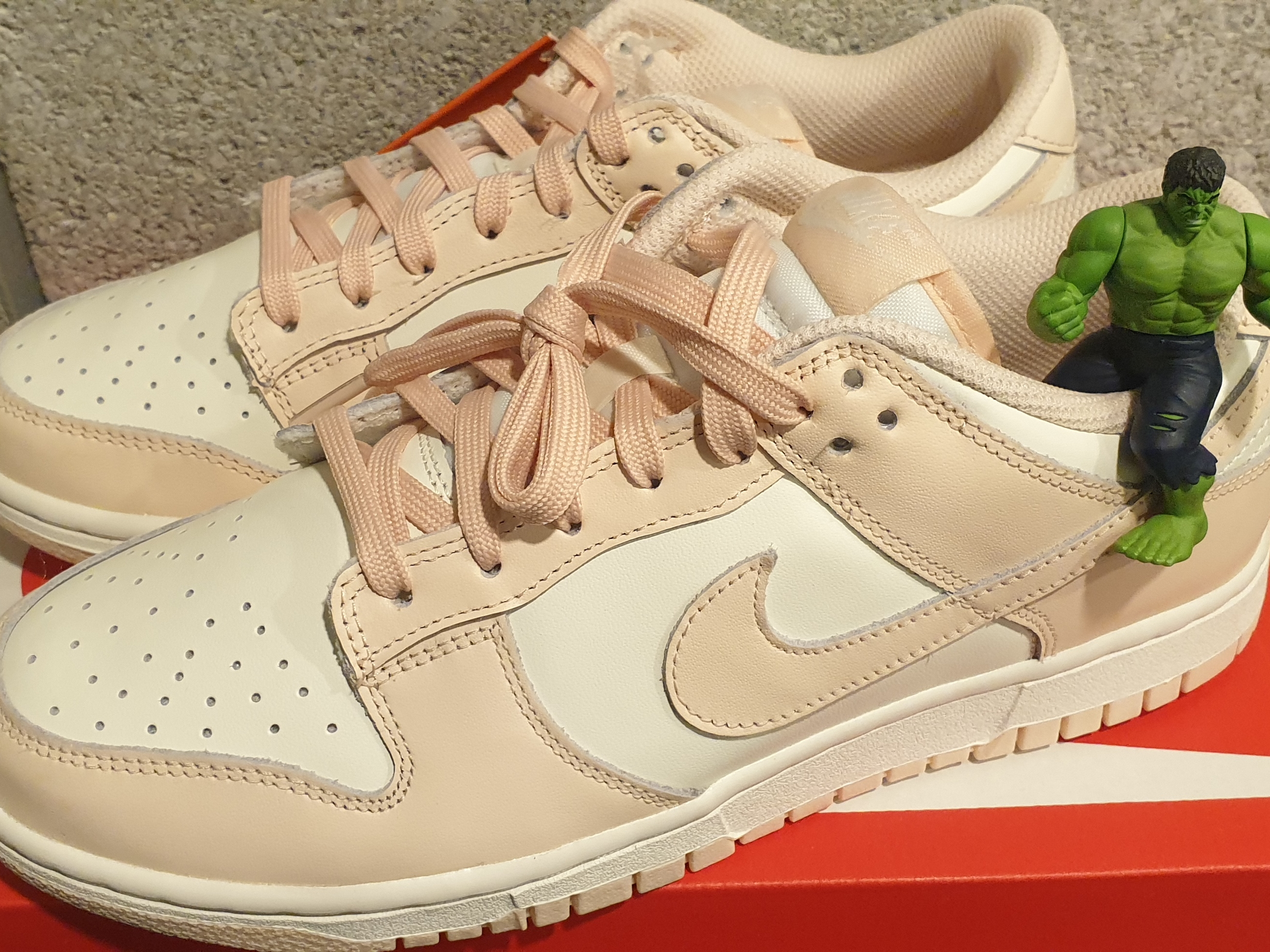 (W) Nike Dunk Low Orange Pearl 착용 스타일 - 1