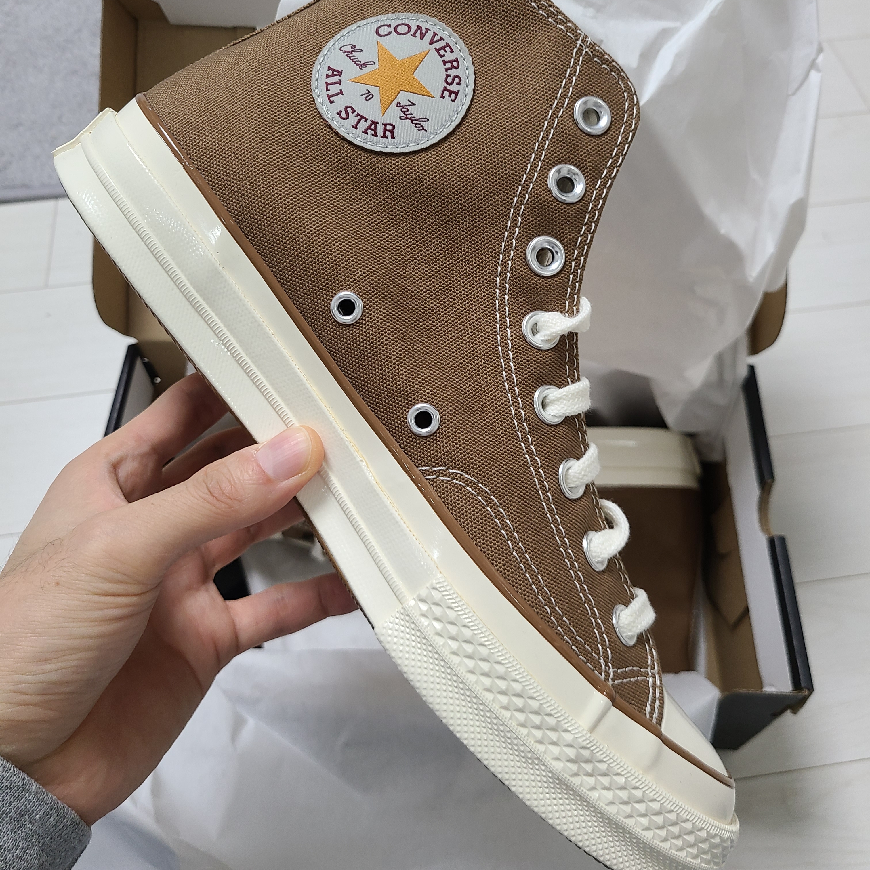 Converse x Carhartt WIP Chuck 70 High Hamilton Brown 착용 스타일