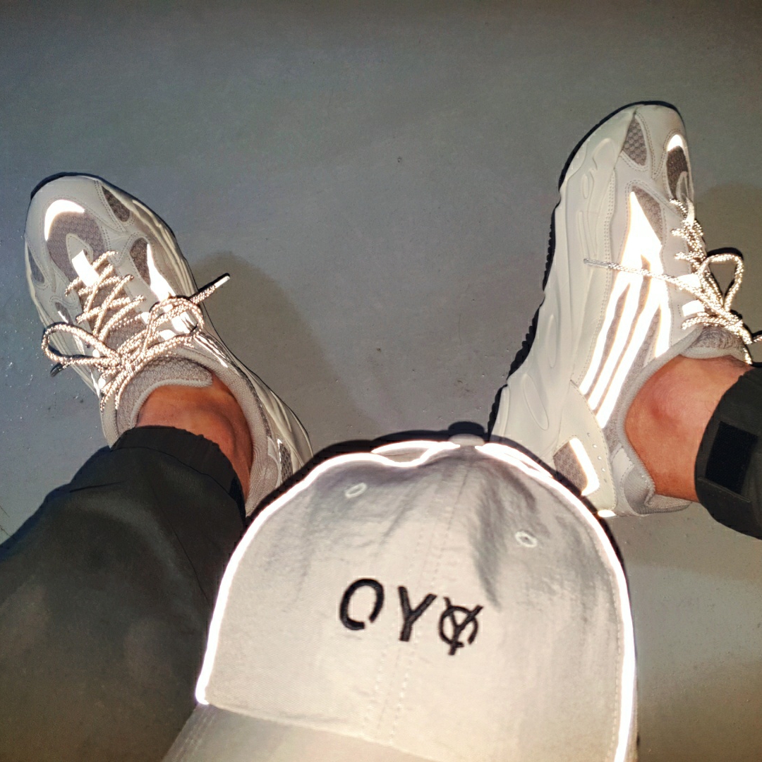 Adidas Yeezy Boost 700 V2 Static 2018 착용 스타일 - 5