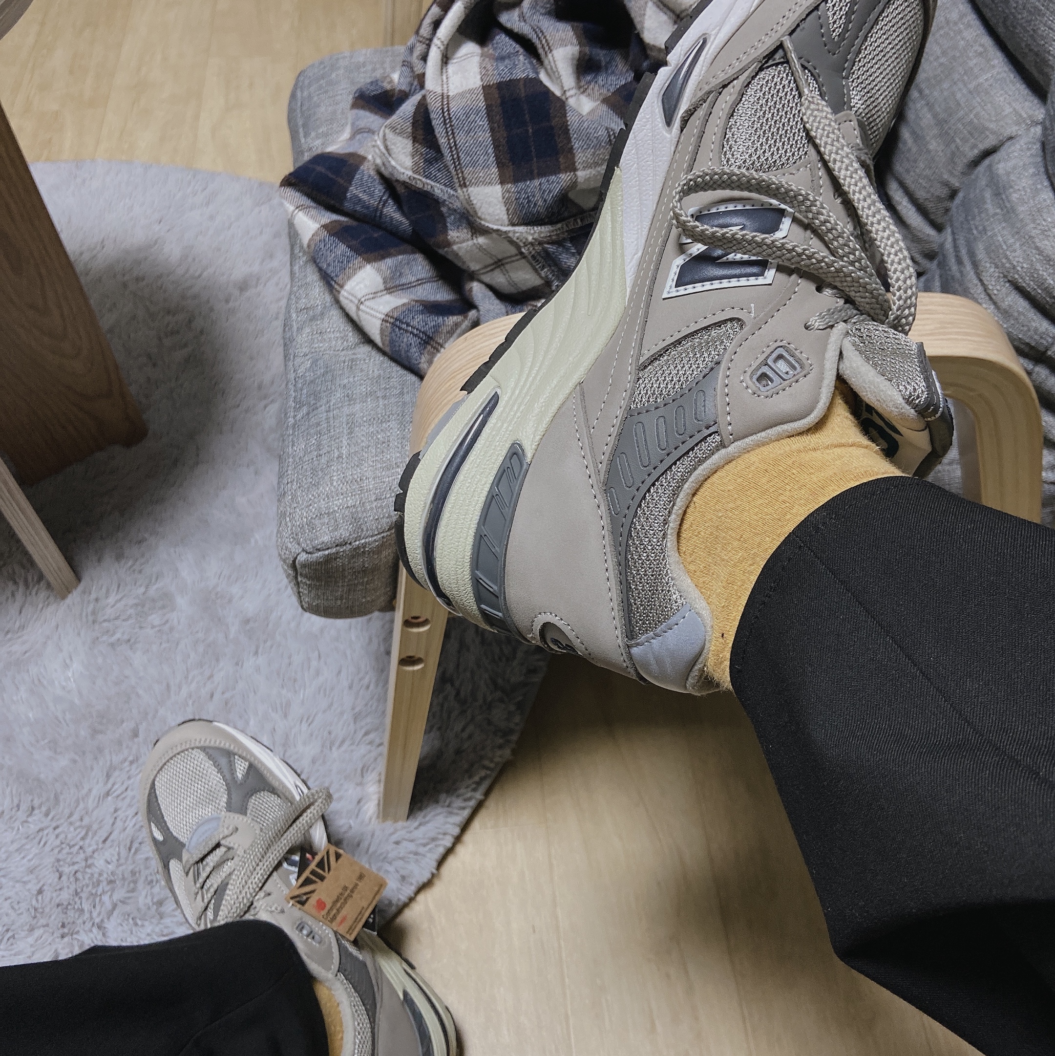 New Balance 991 Made in UK 20th Anniversary Grey 착용 스타일