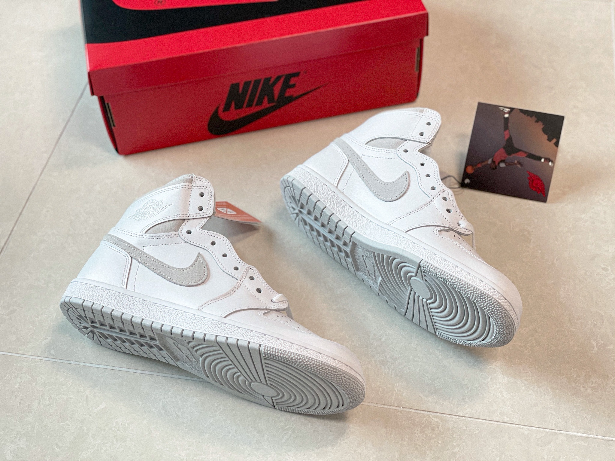 Jordan 1 High 85 Neutral Grey 착용 스타일