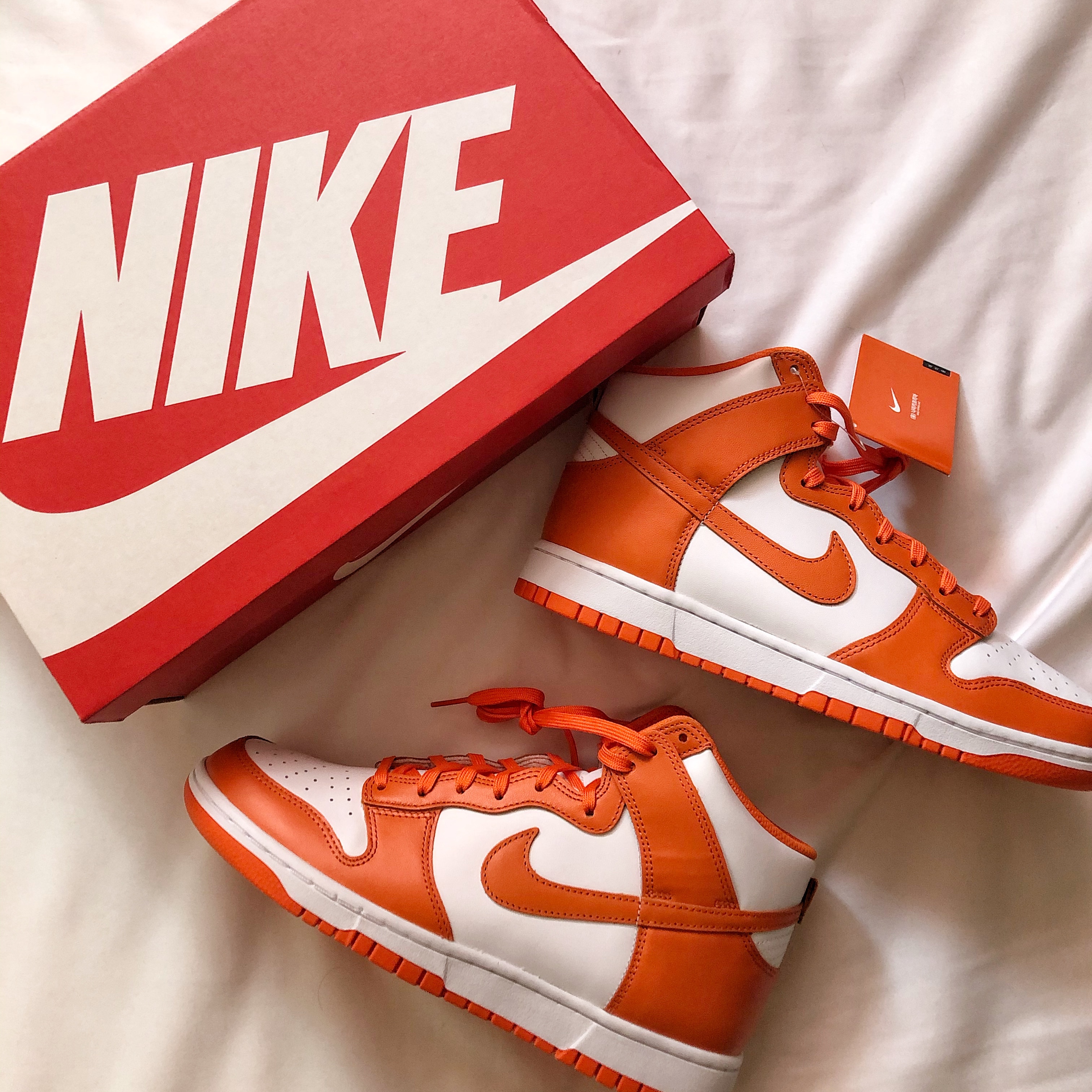 Nike Dunk High Retro Orange Blaze, Nike Dunk Low SP Syracuse 2020 착용 스타일