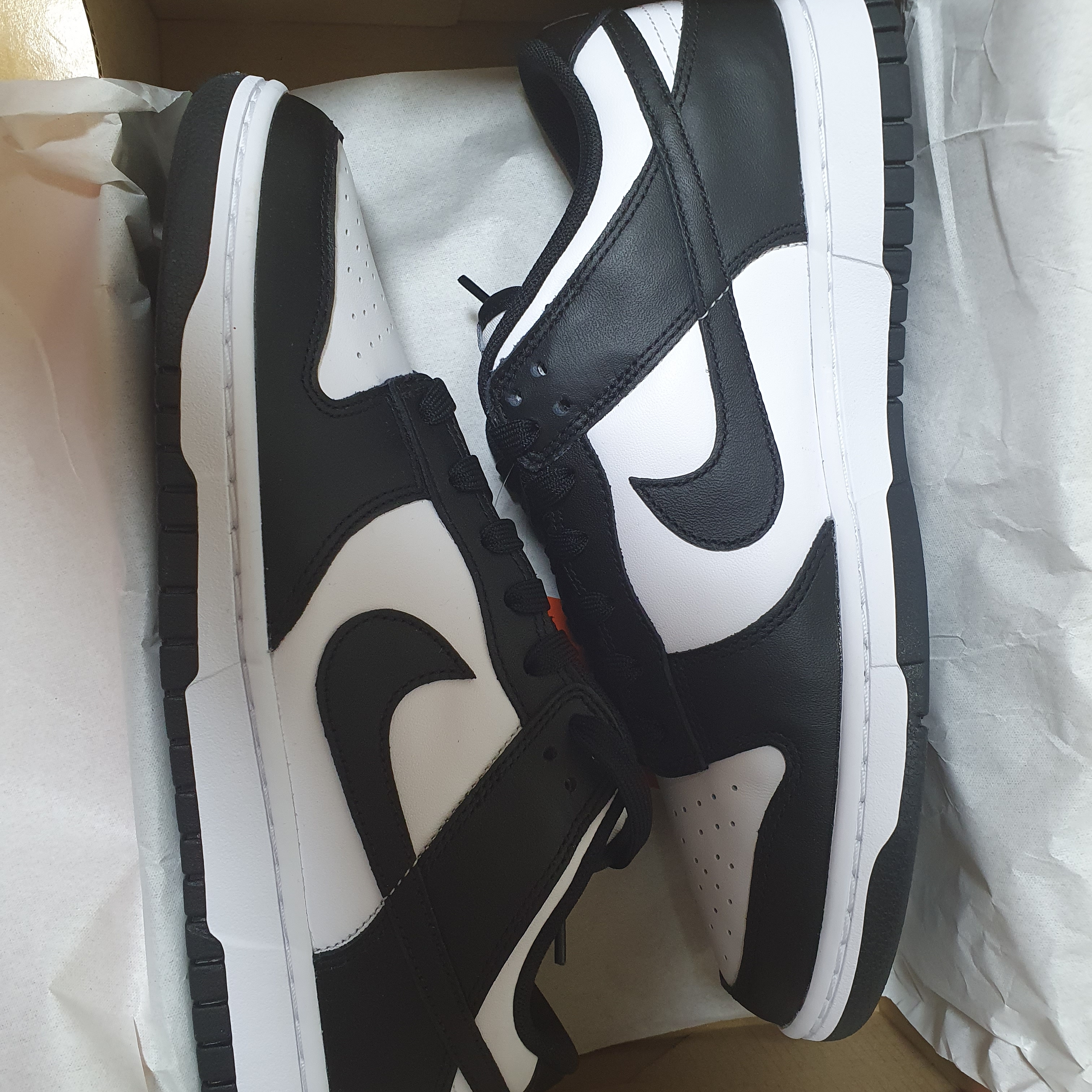 Nike Dunk Low Retro Black 착용 스타일