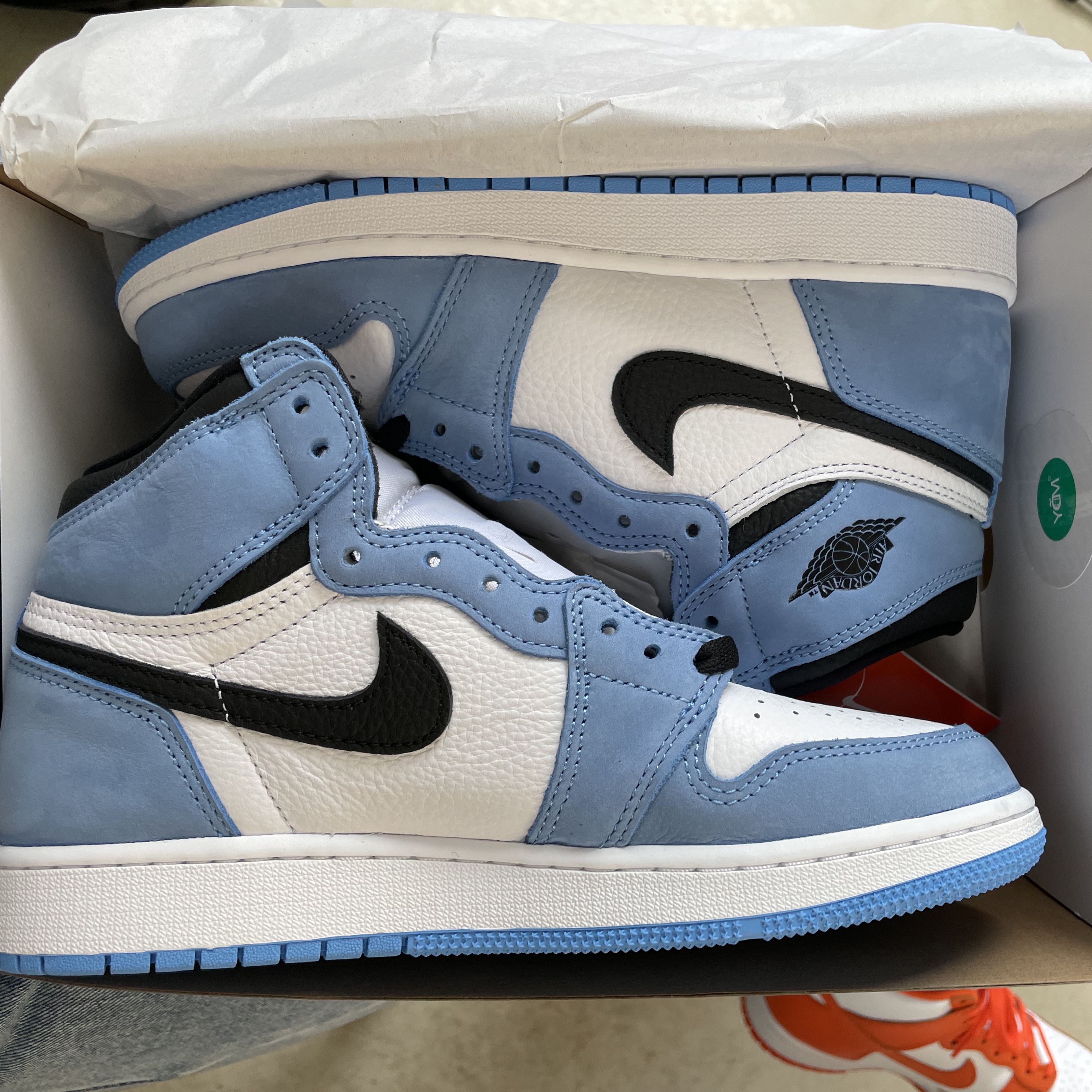 (GS) Jordan 1 Retro High OG University Blue, Jordan 1 Retro High OG University Blue 착용 스타일 - 3