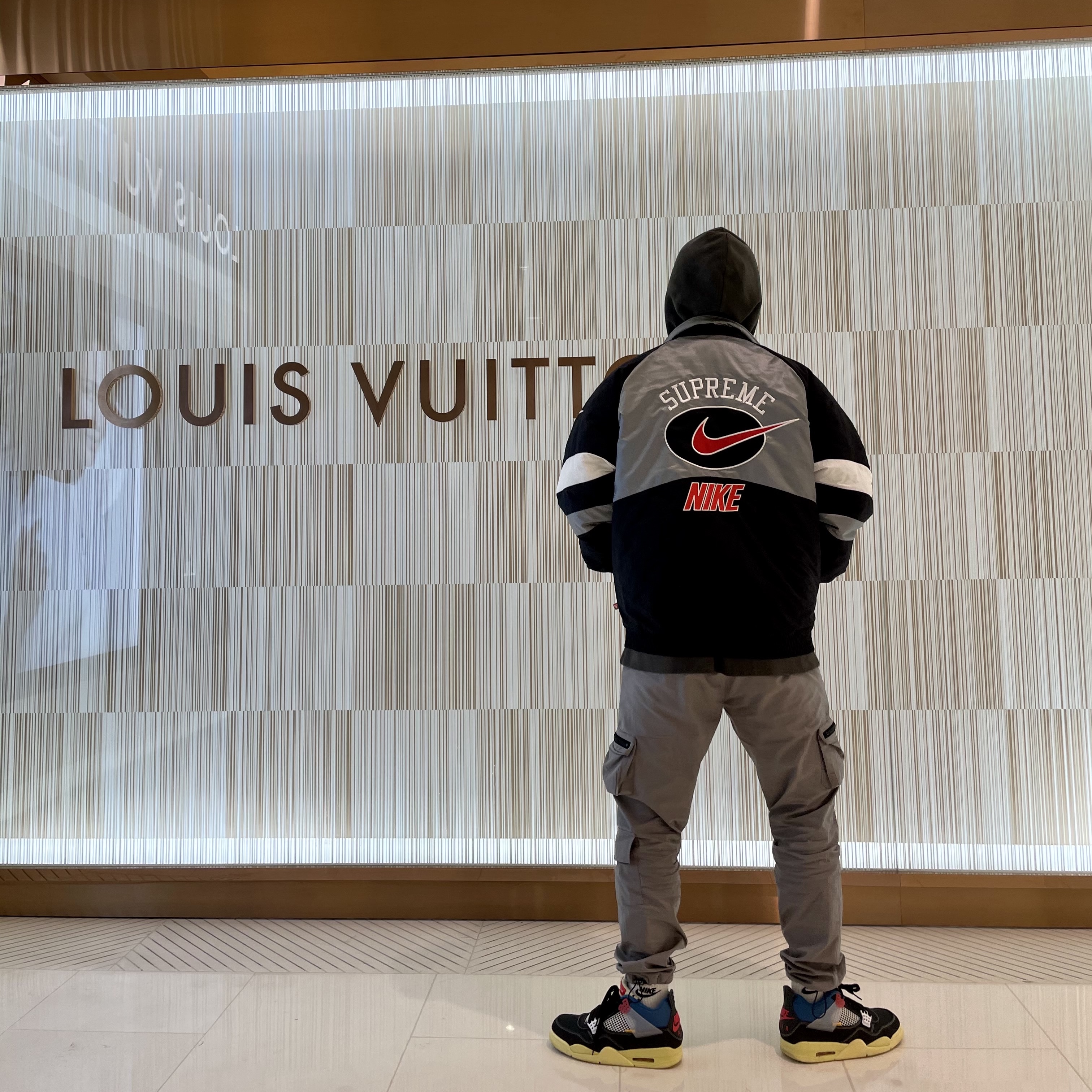 Supreme x Nike Hooded Sport Jacket Silver - 19SS, Jordan 4 x Union Retro Off Noir 착용 스타일