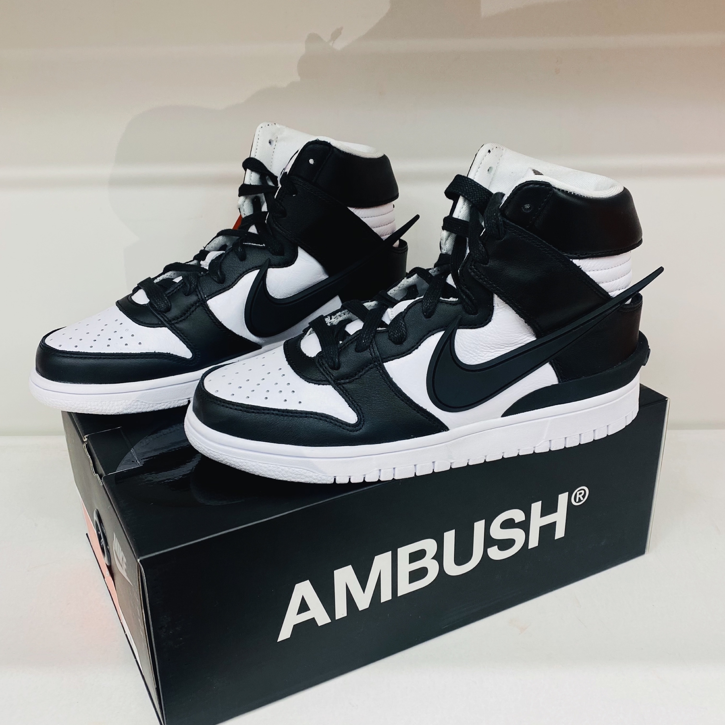 Nike x Ambush Dunk High Black 착용 스타일 - 2